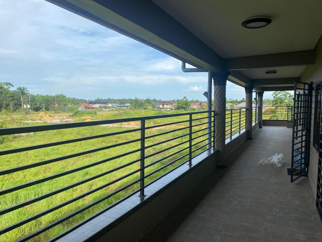Sisa Omi Apartments