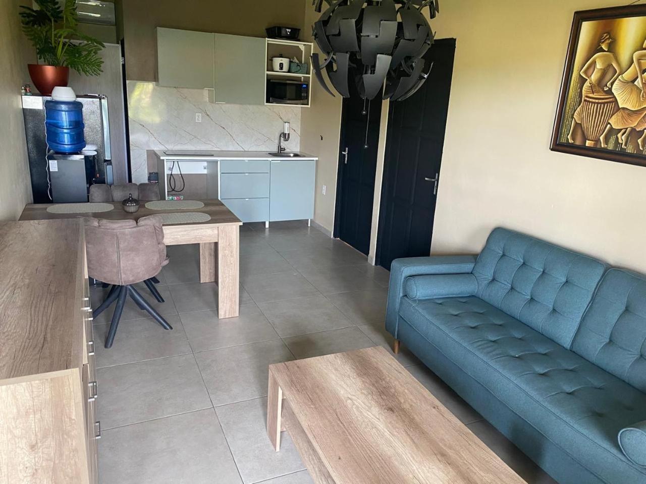 Sisa Omi Apartments