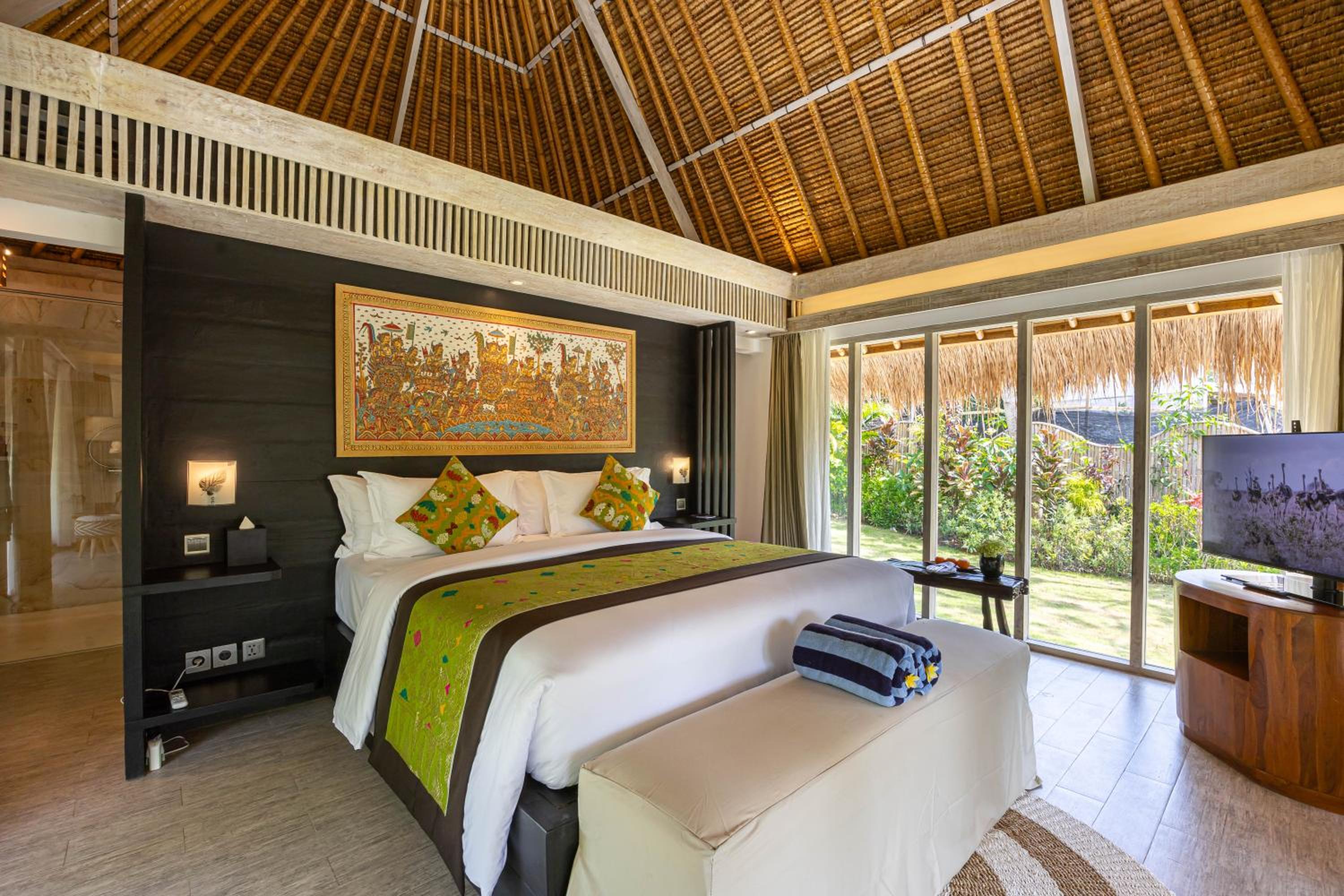 Ayvrtha Boutique Nature Resort, 5 minutes drive to Padang-Padang Beach