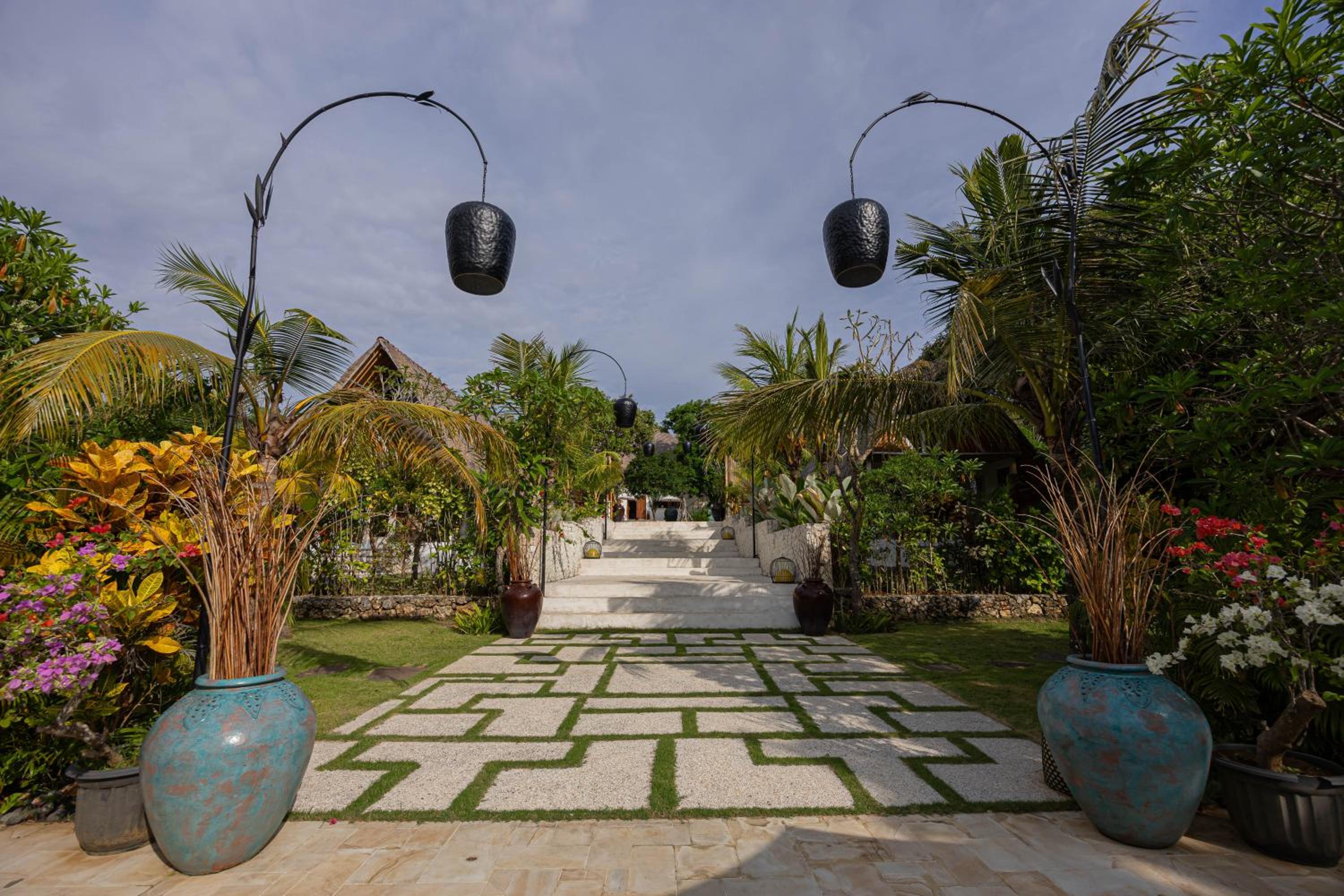 Ayvrtha Boutique Nature Resort, 5 minutes drive to Padang-Padang Beach