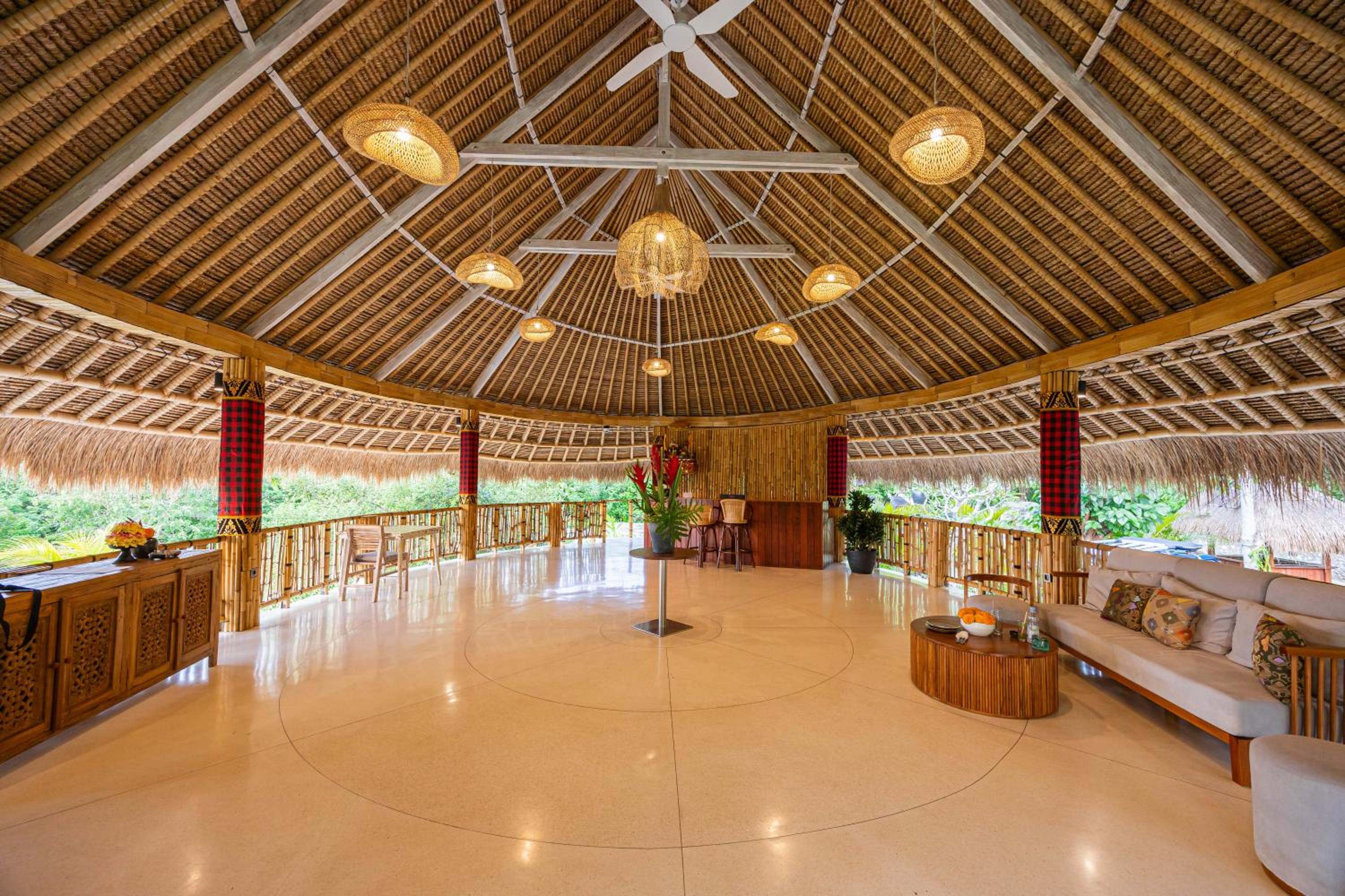 Ayvrtha Boutique Nature Resort, 5 minutes drive to Padang-Padang Beach