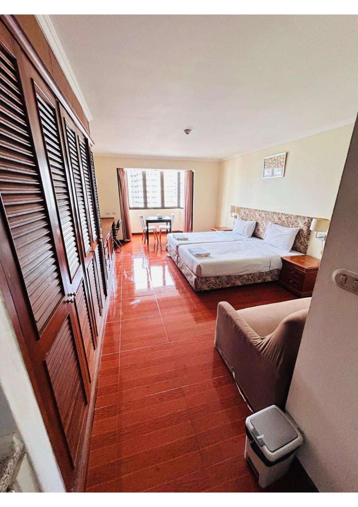 Affordable Serviced Apartment Nana - Omni Tower Sukhumvit location