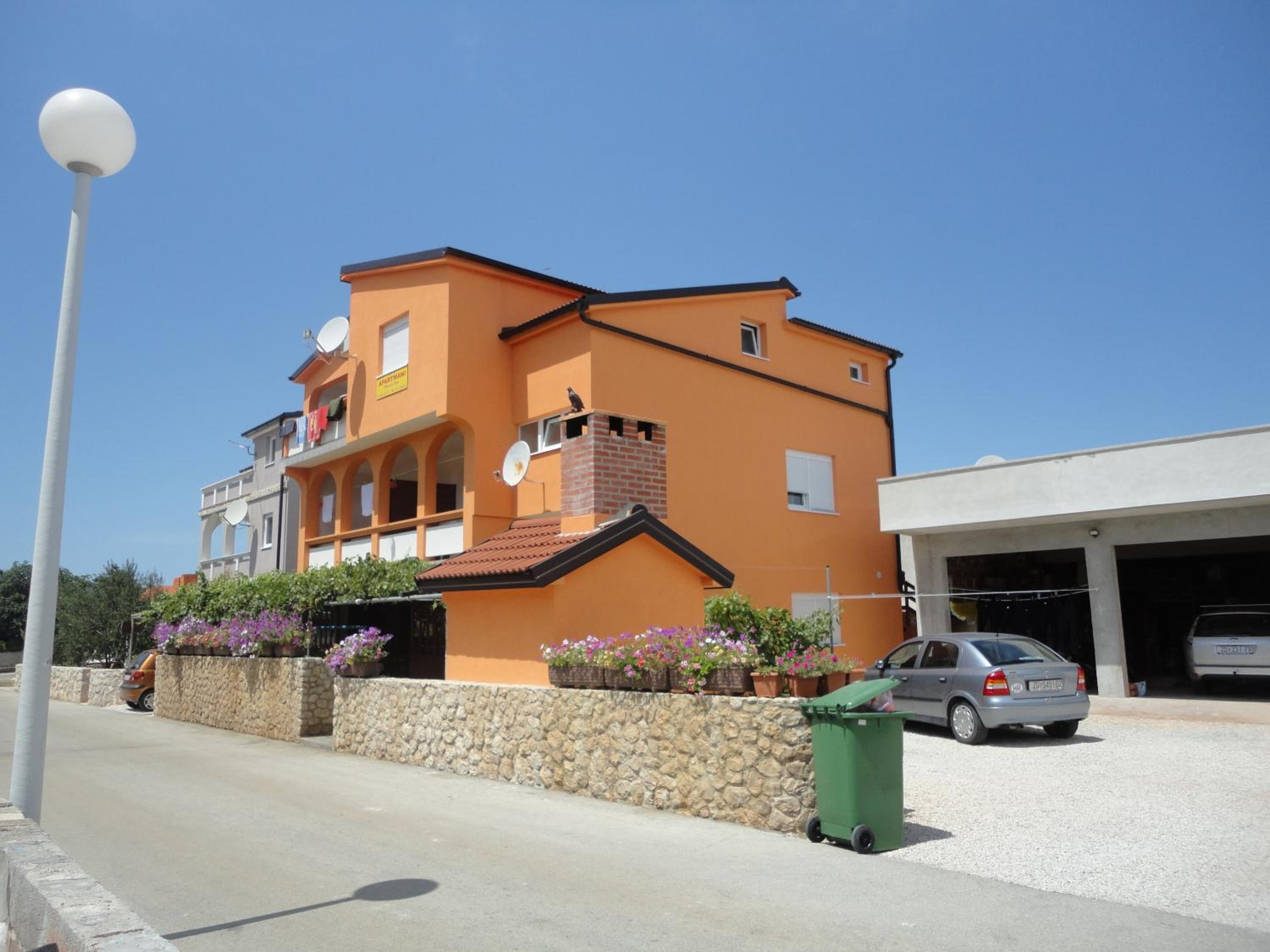 Apartments Tina