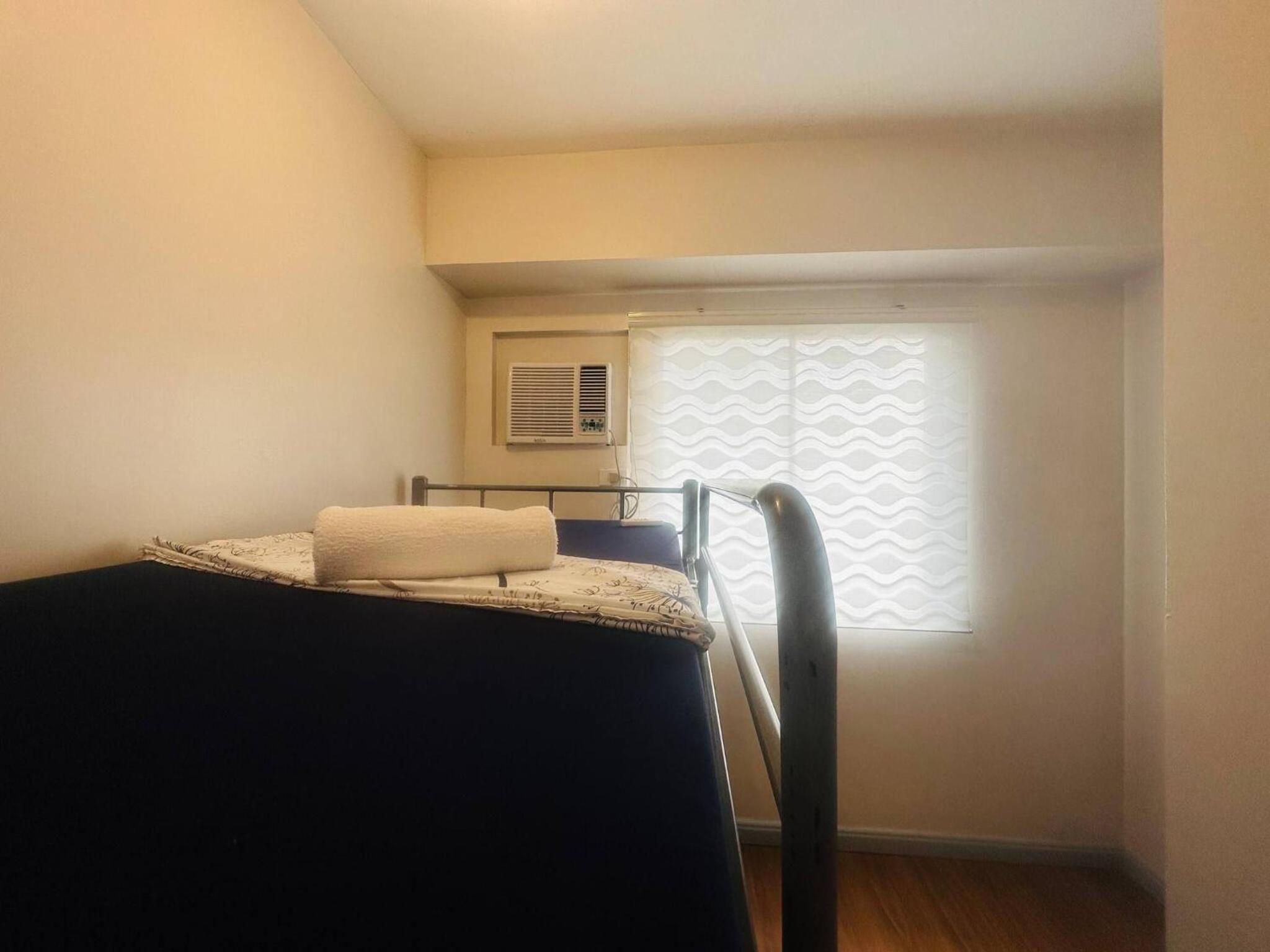 Spacious Central Davao City Getaway - Spacious Apartment with Shared Pool