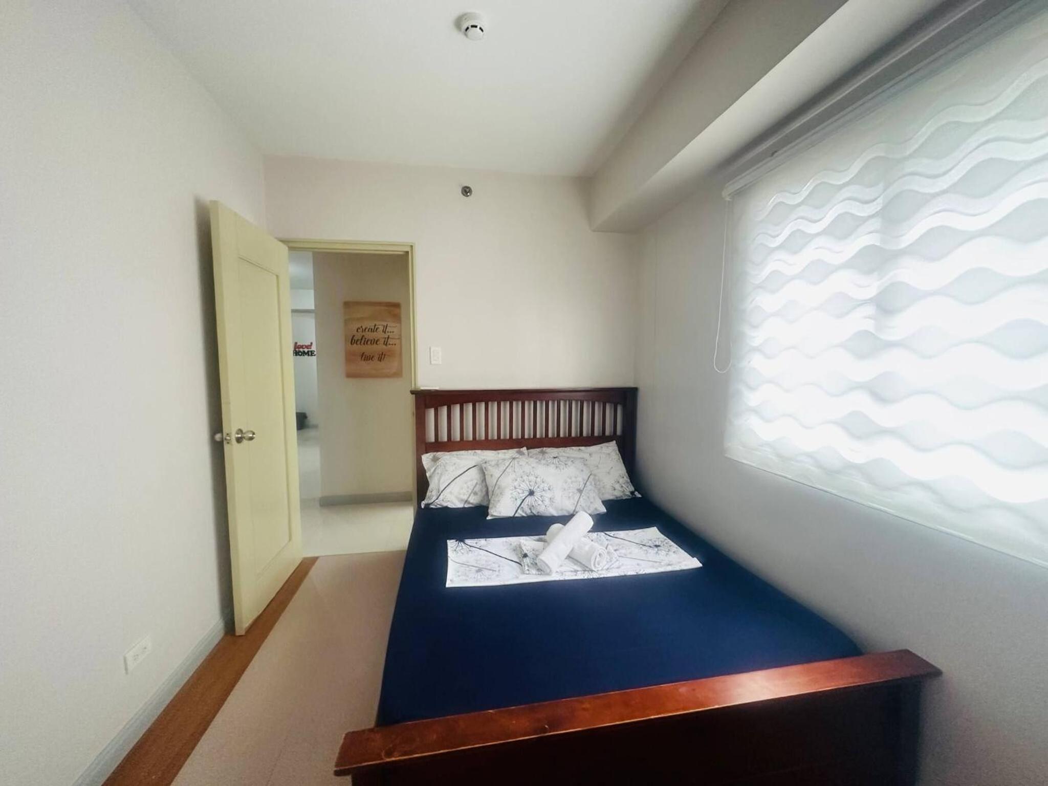 Spacious Central Davao City Getaway - Spacious Apartment with Shared Pool