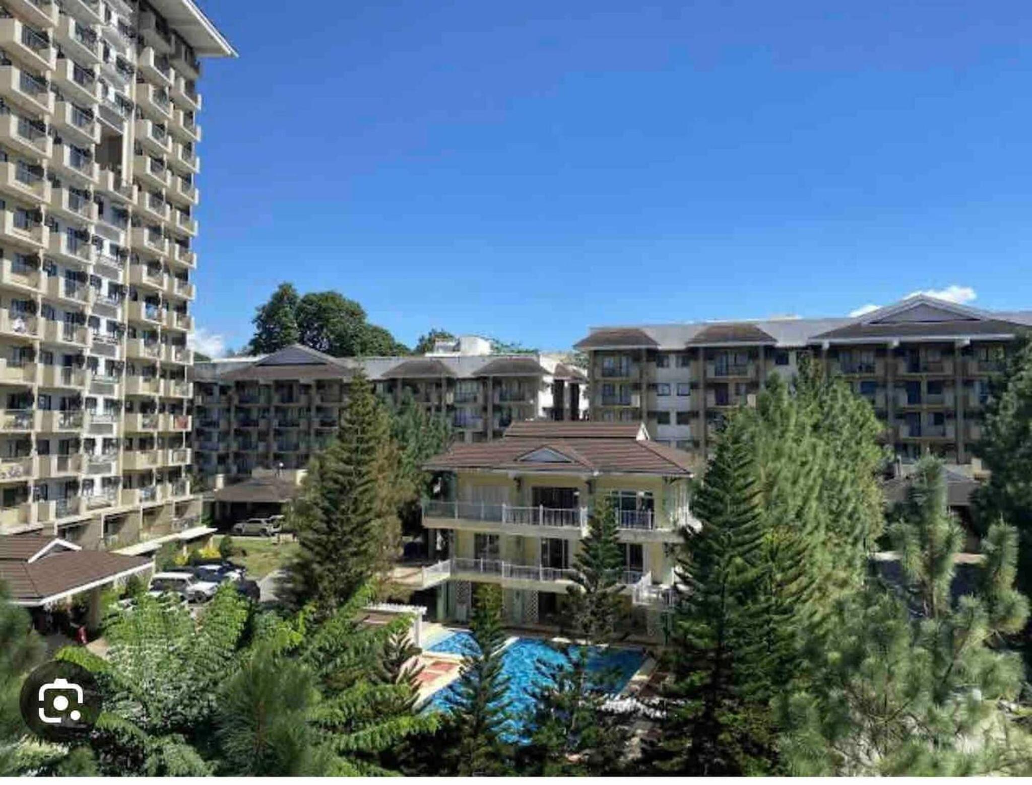 Spacious Central Davao City Getaway - Spacious Apartment with Shared Pool