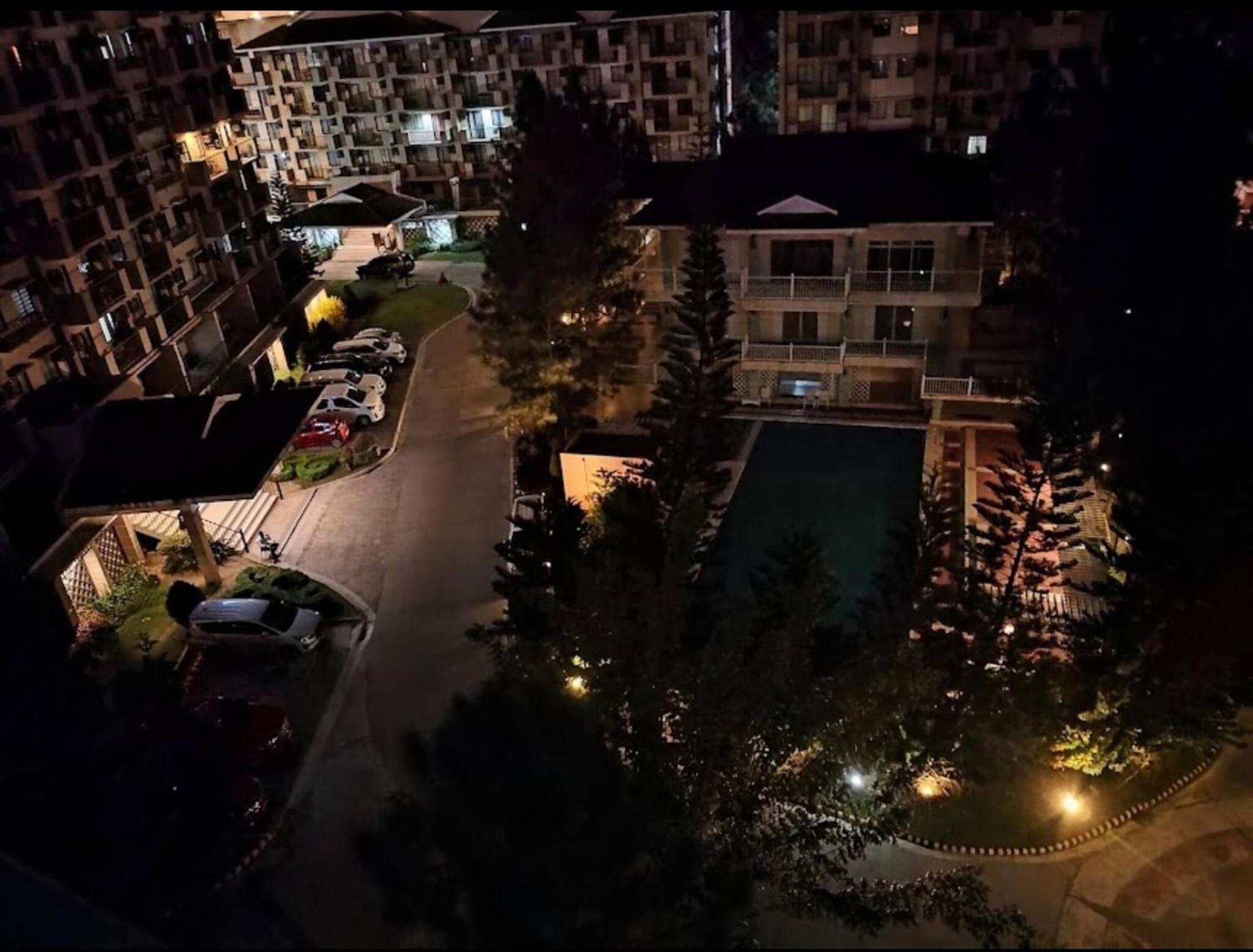 Spacious Central Davao City Getaway - Spacious Apartment with Shared Pool