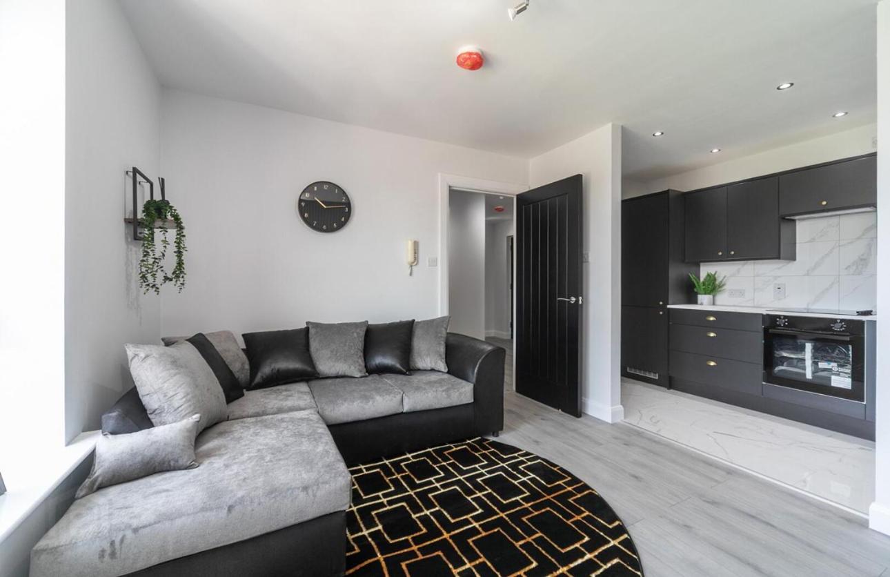 Lux 2bed apartment city center Free parking