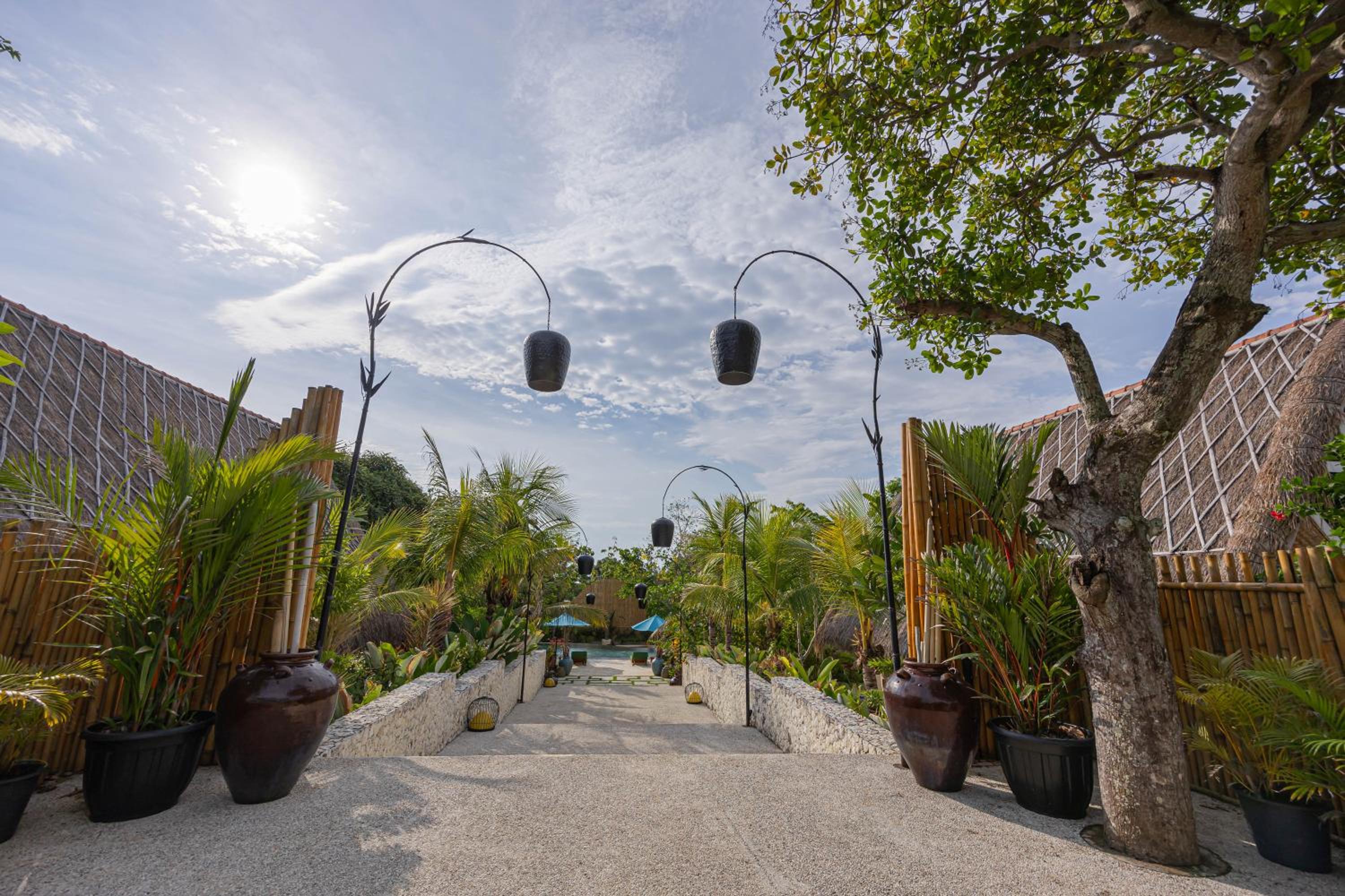 Ayvrtha Boutique Nature Resort, 5 minutes drive to Padang-Padang Beach