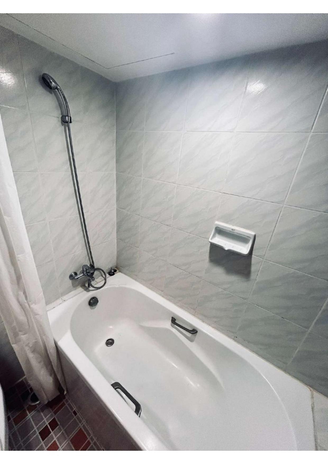 Affordable Serviced Apartment Nana - Omni Tower Sukhumvit location