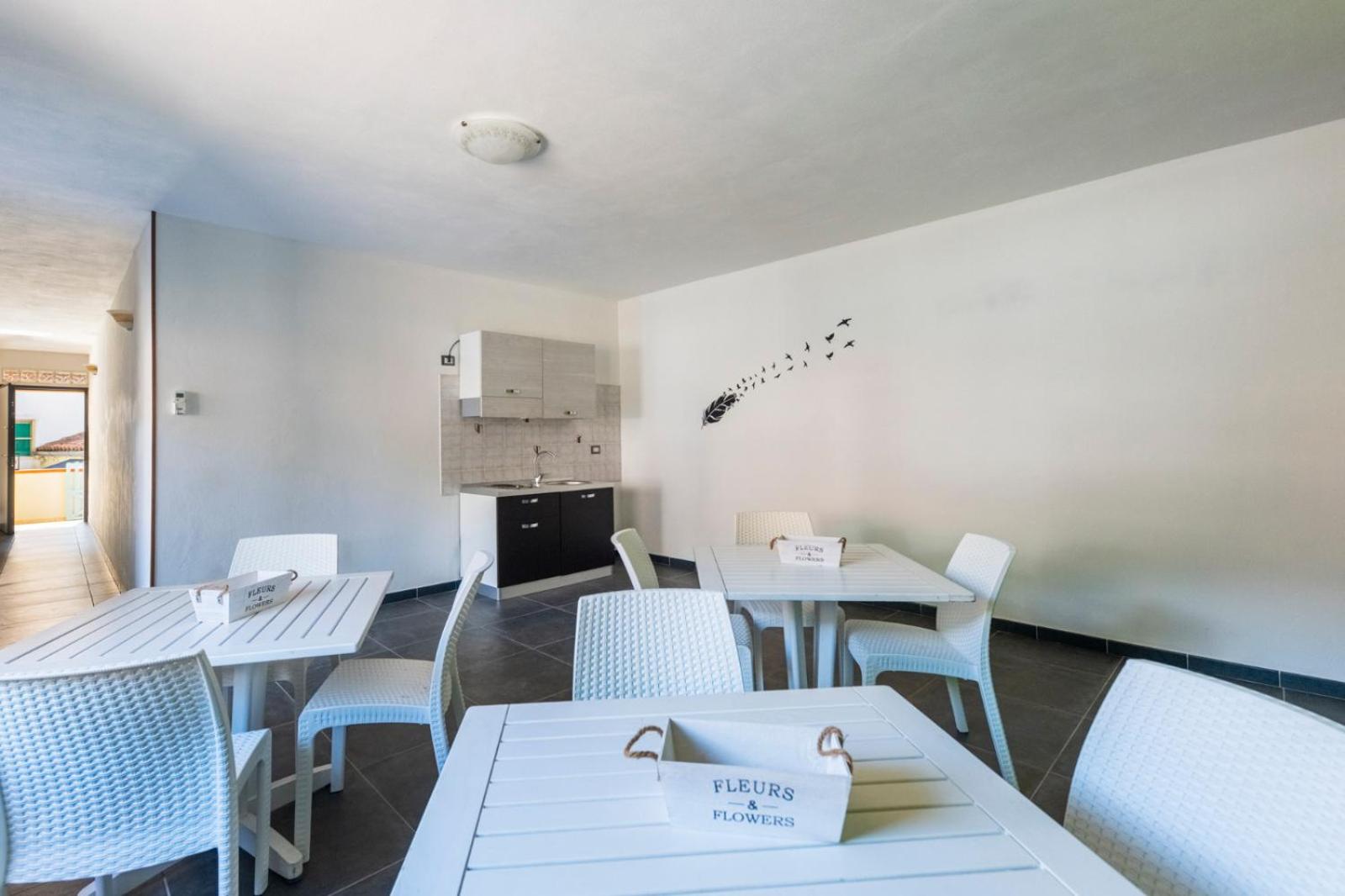 White Lion SURF & MINE GUESTHOUSE