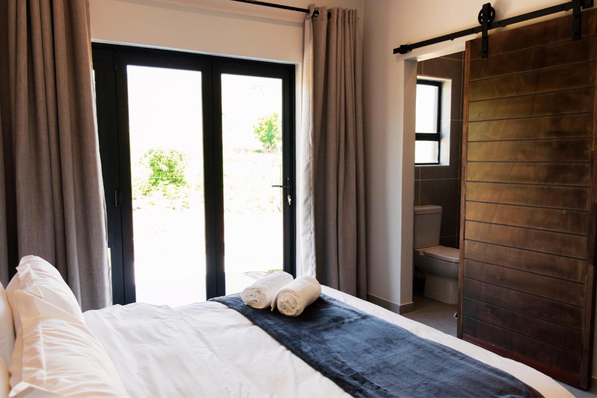 Luxury 4BR Drakensberg Home Private Pool and Braai