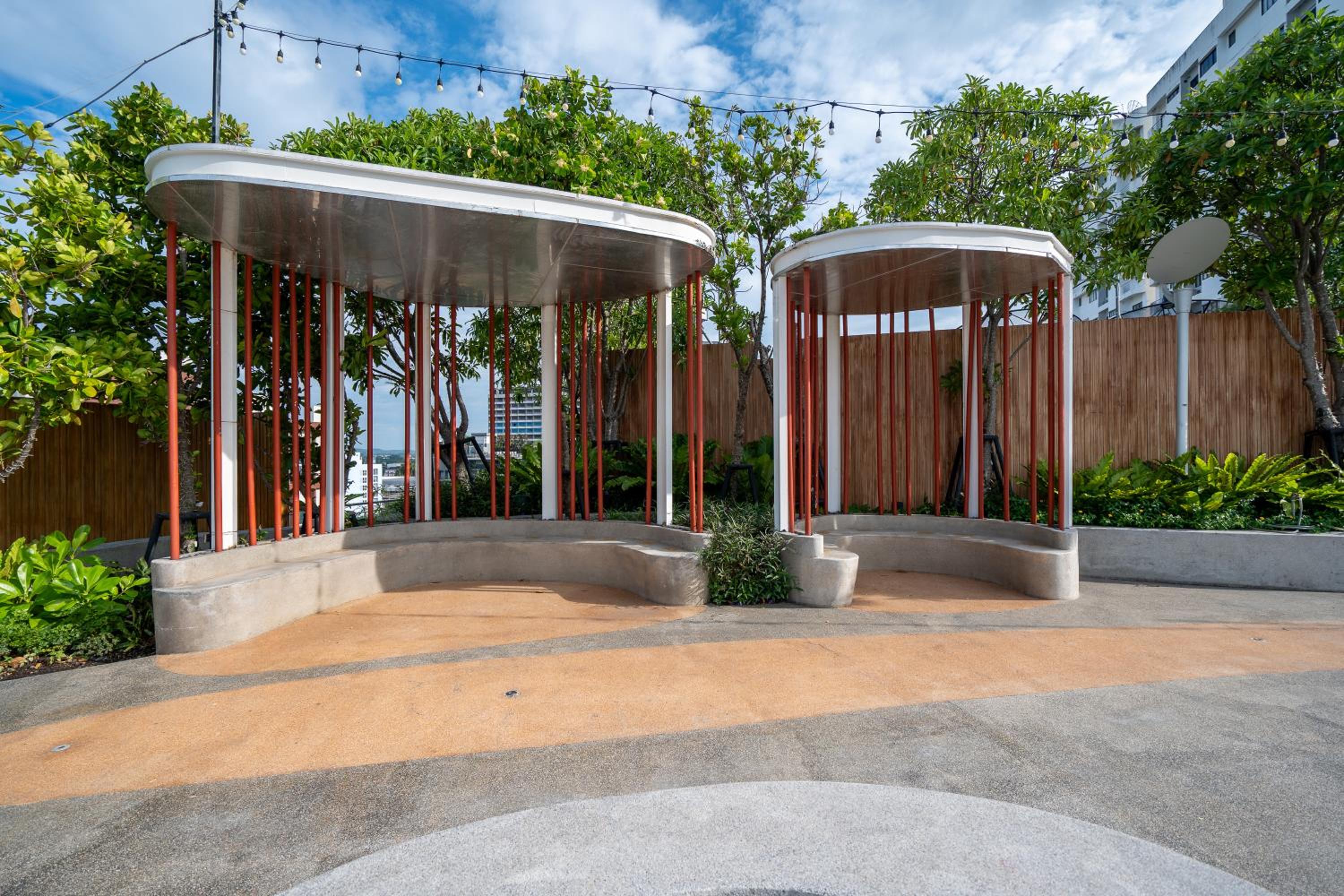 Bayphere Residence by Prop Hopper