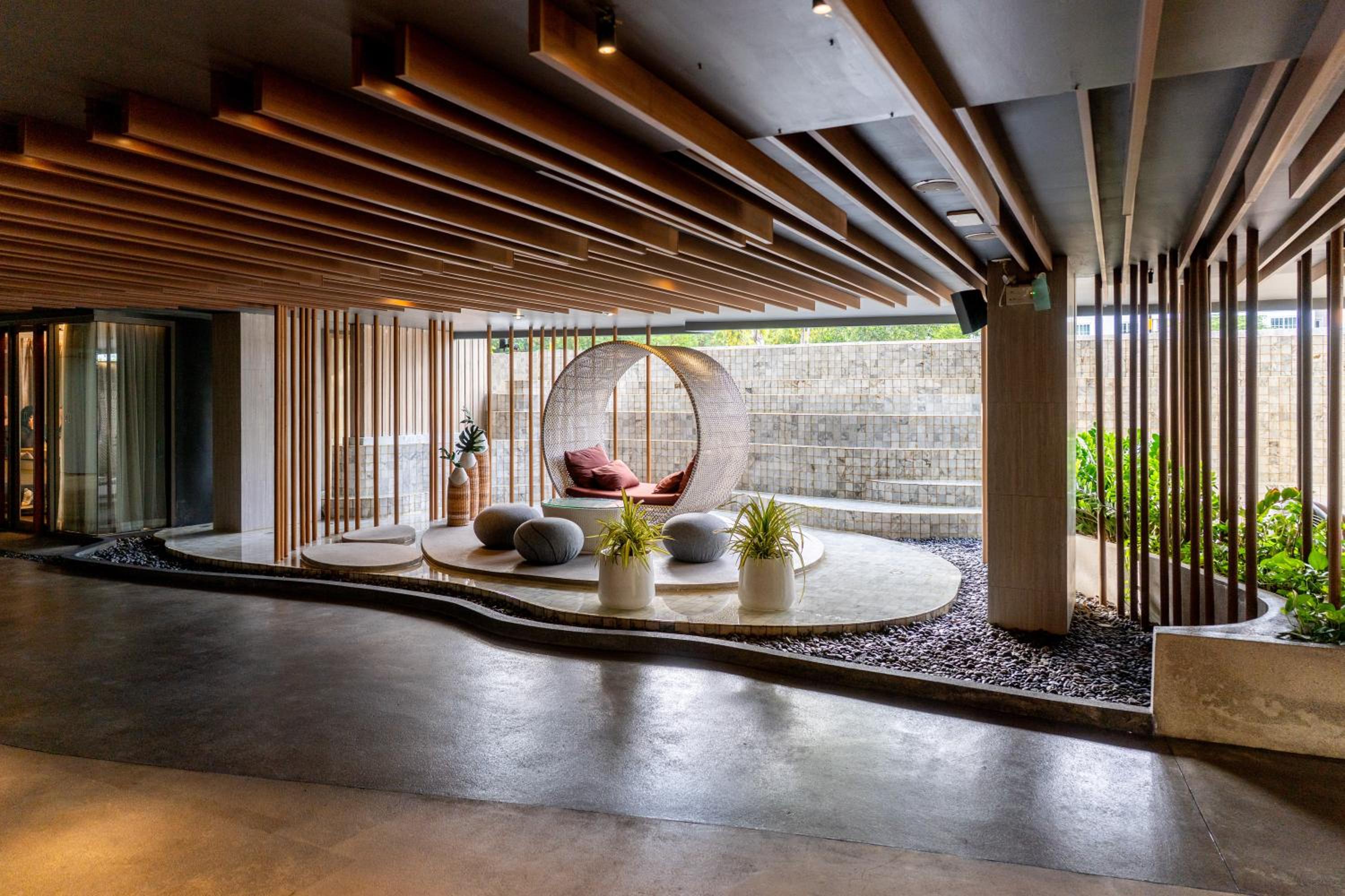 Bayphere Residence by Prop Hopper