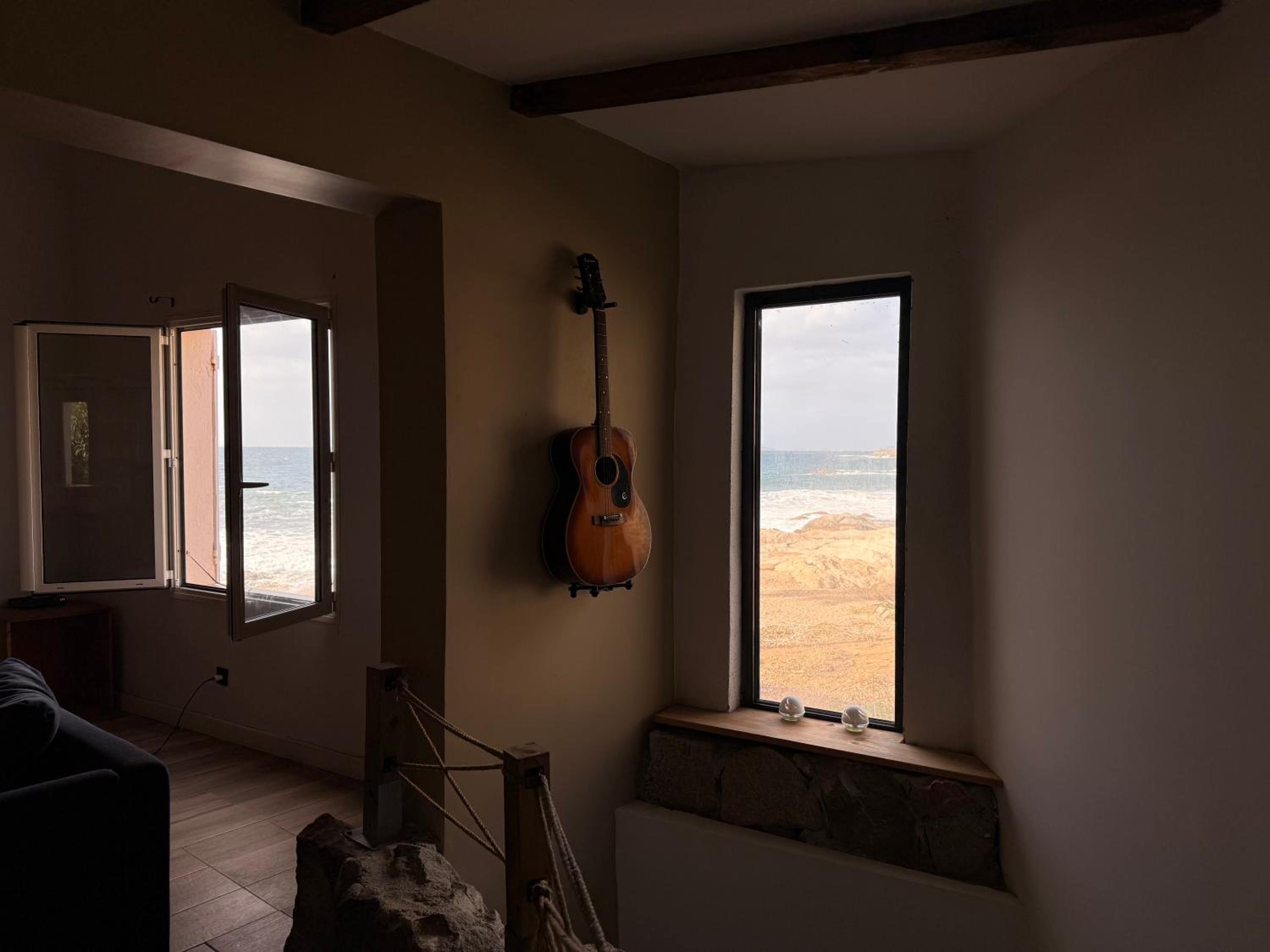 Casa Mare, CABANON SUR LA PLAGE à Ajaccio vue sanguinaires