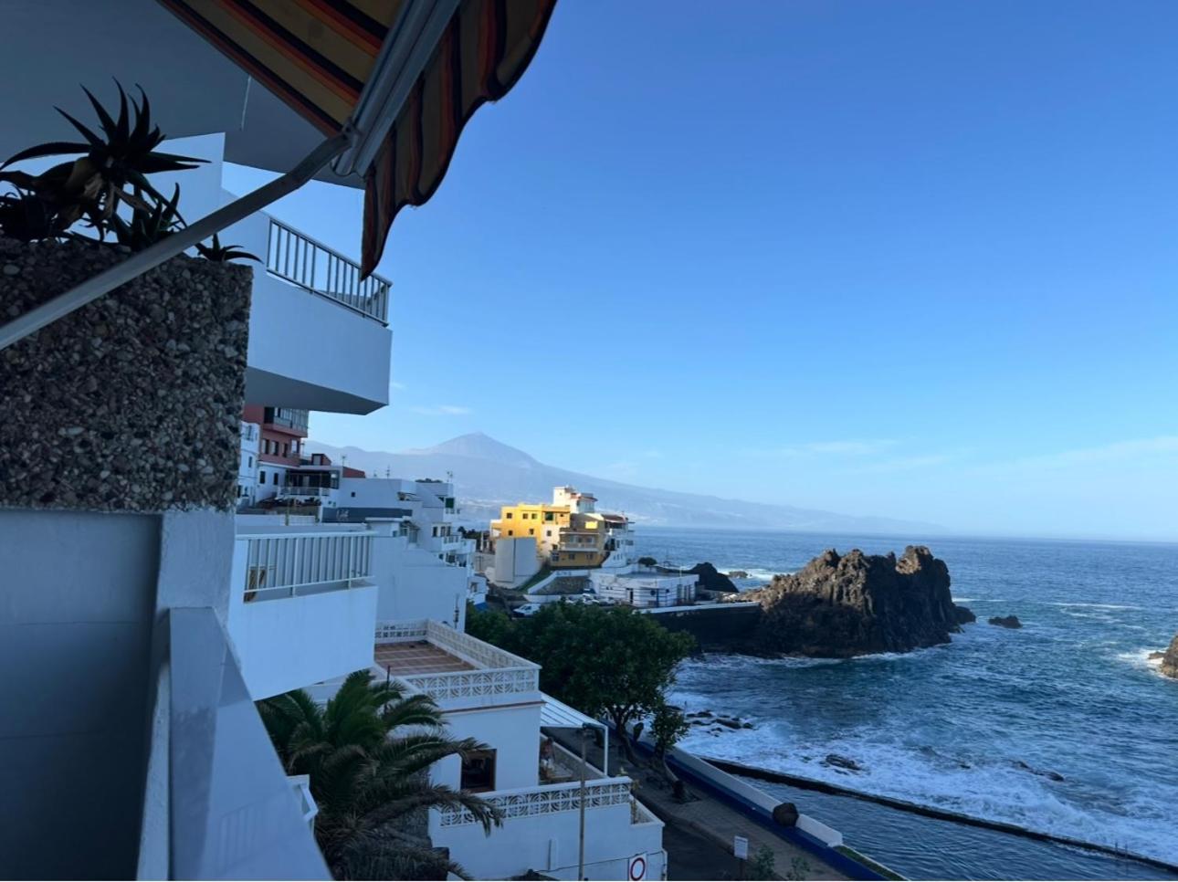 Apartamento acogedor con terraza frente al mar y vistas al Teide