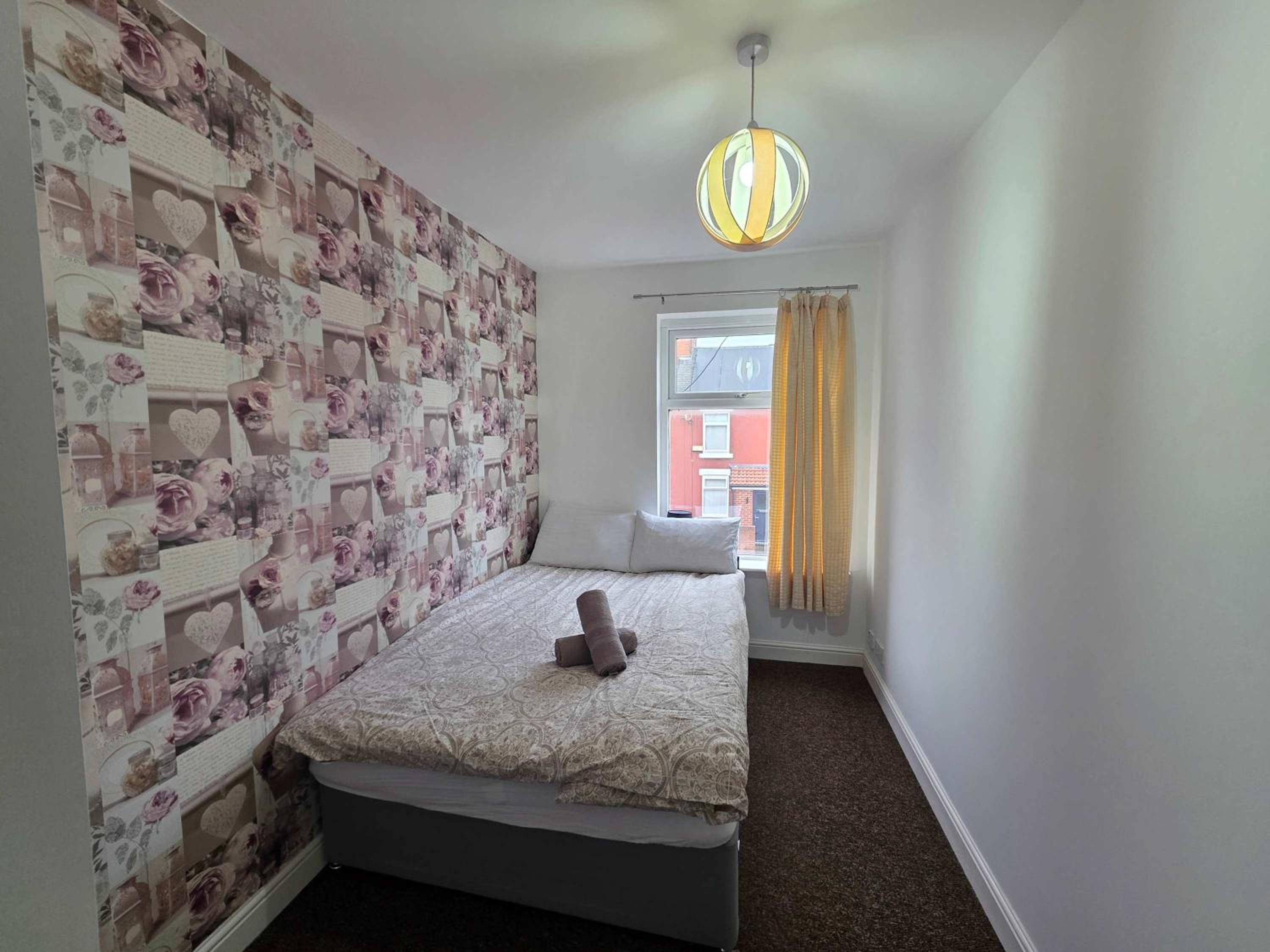Inviting 3-Bed Home in Worksop with Street Parking