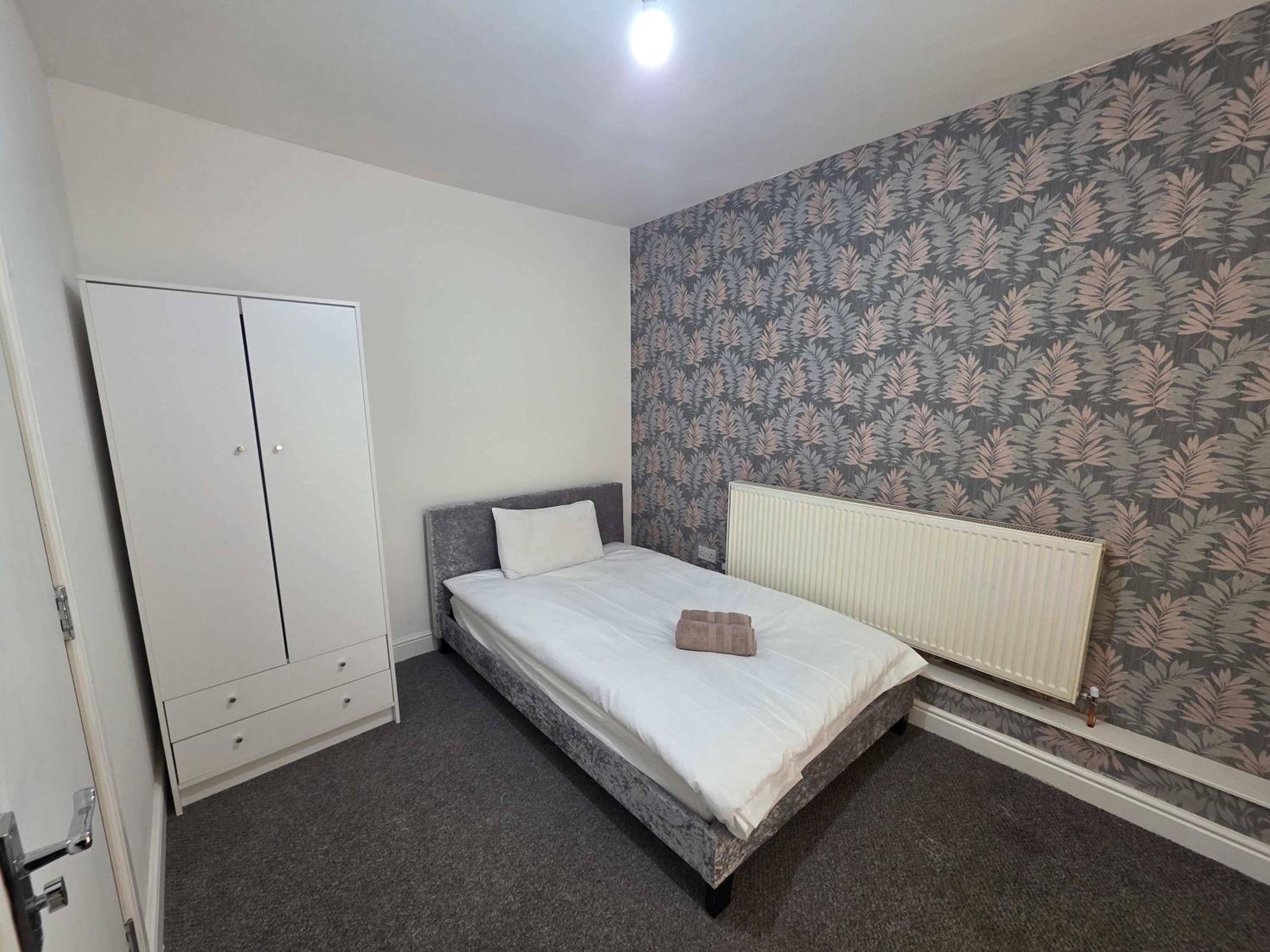 Inviting 3-Bed Home in Worksop with Street Parking