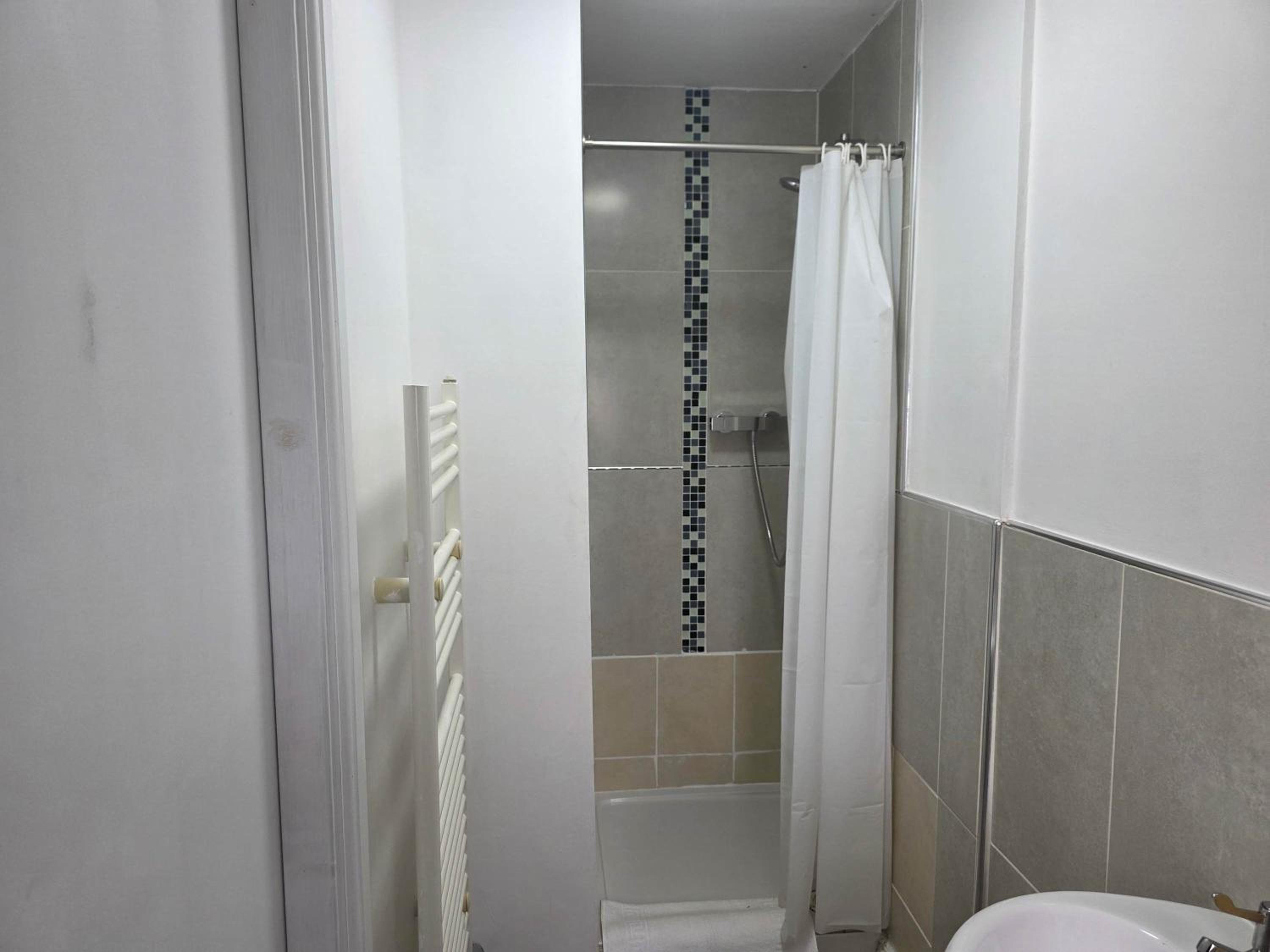Inviting 3-Bed Home in Worksop with Street Parking