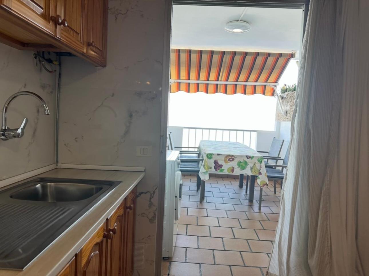 Apartamento acogedor con terraza frente al mar y vistas al Teide