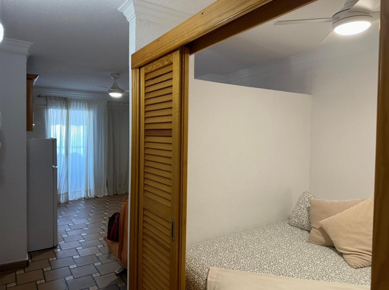 Apartamento acogedor con terraza frente al mar y vistas al Teide