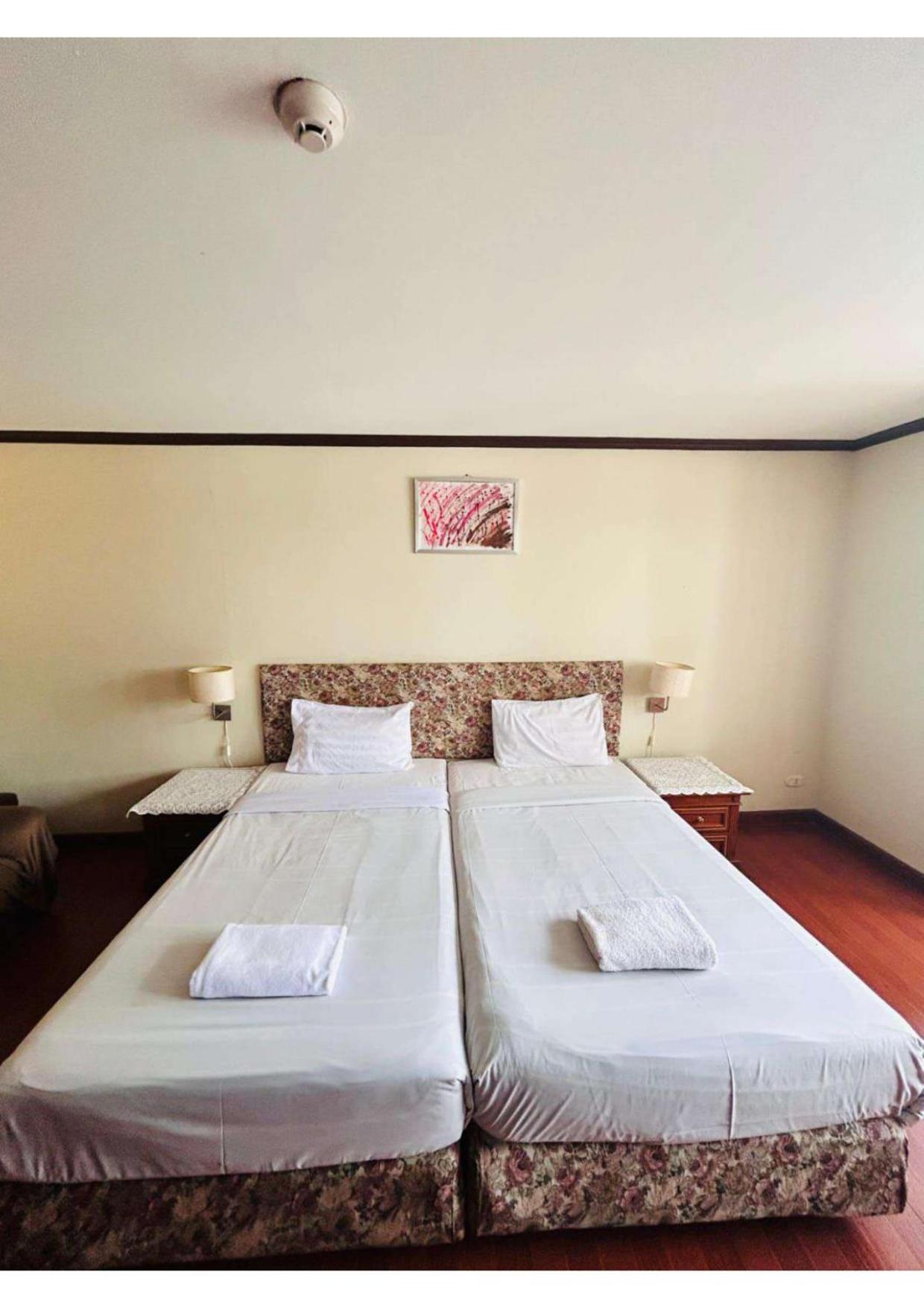 Affordable Serviced Apartments in Nana Omni Tower - Prime Sukhumvit location