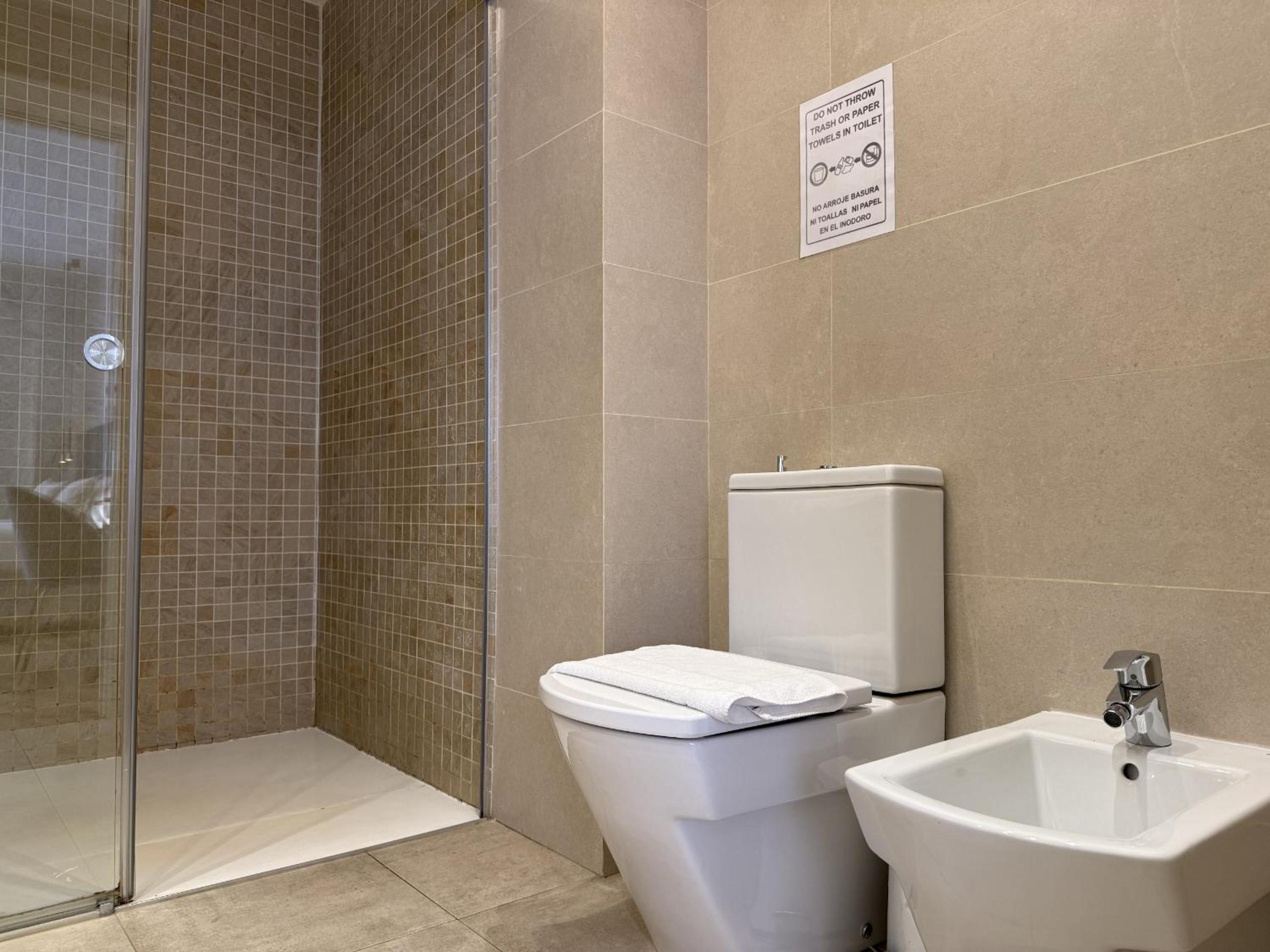 Souviron de Torres by Caleta Homes
