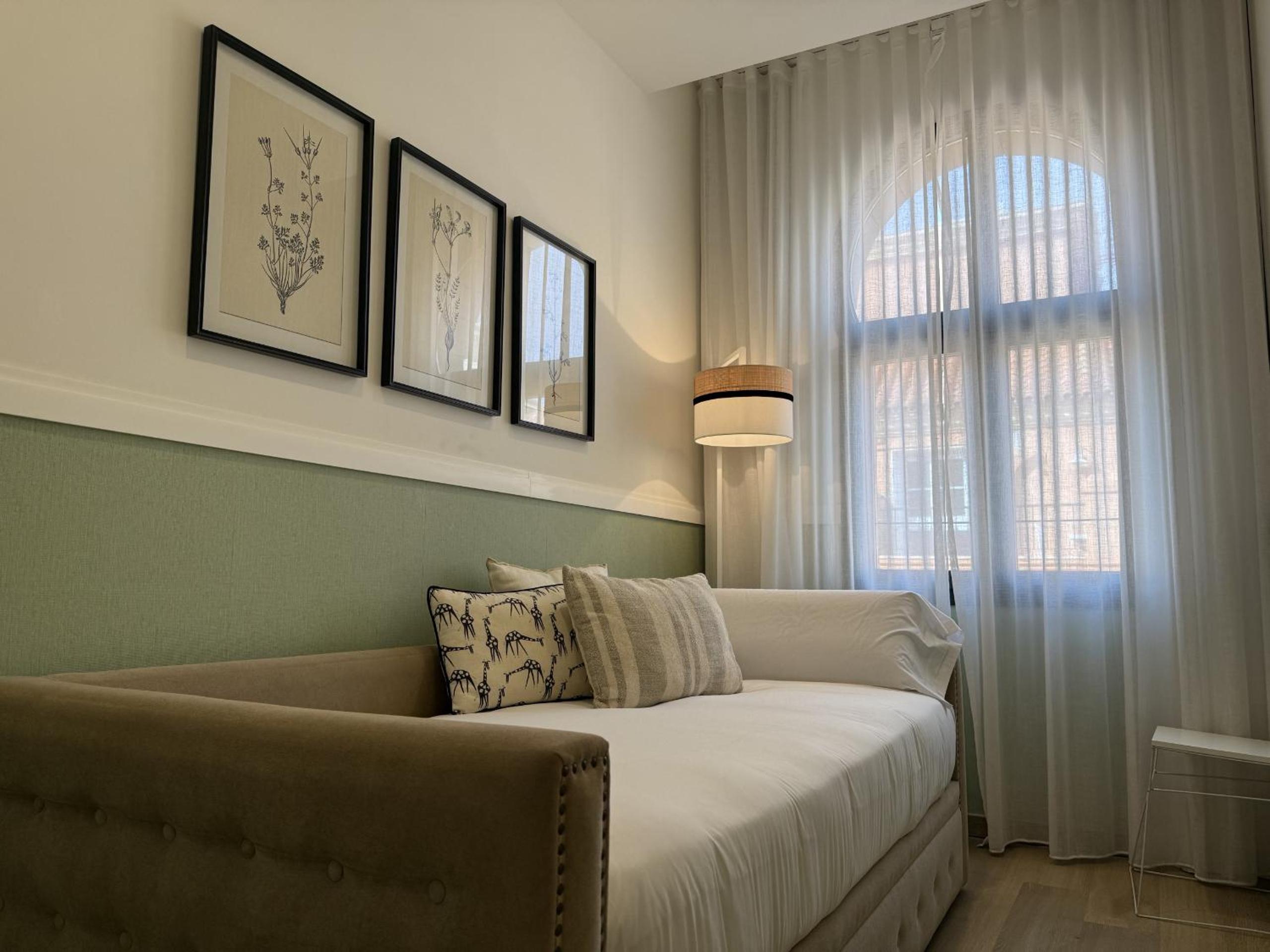 Souviron de Torres by Caleta Homes