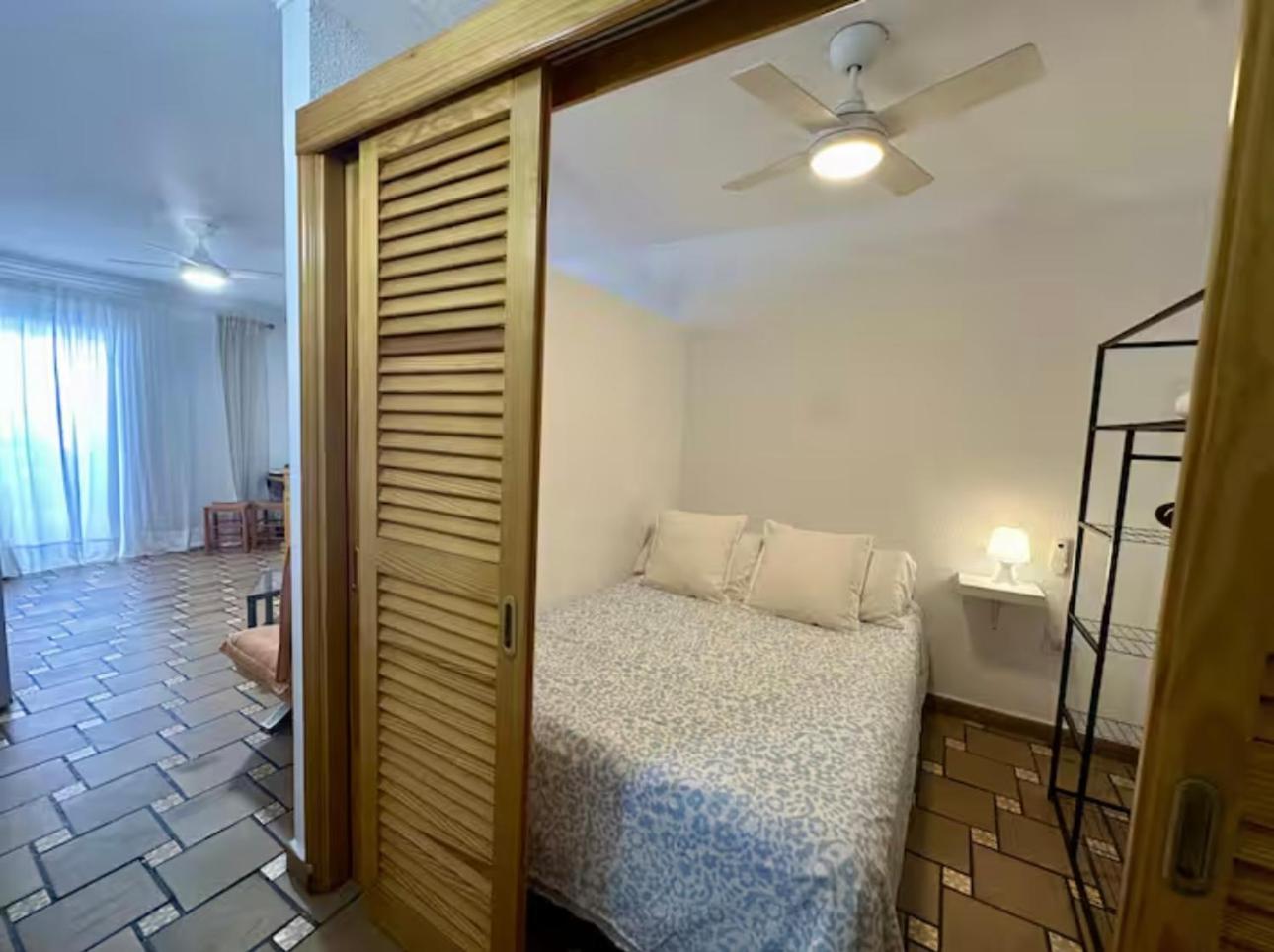 Apartamento acogedor con terraza frente al mar y vistas al Teide