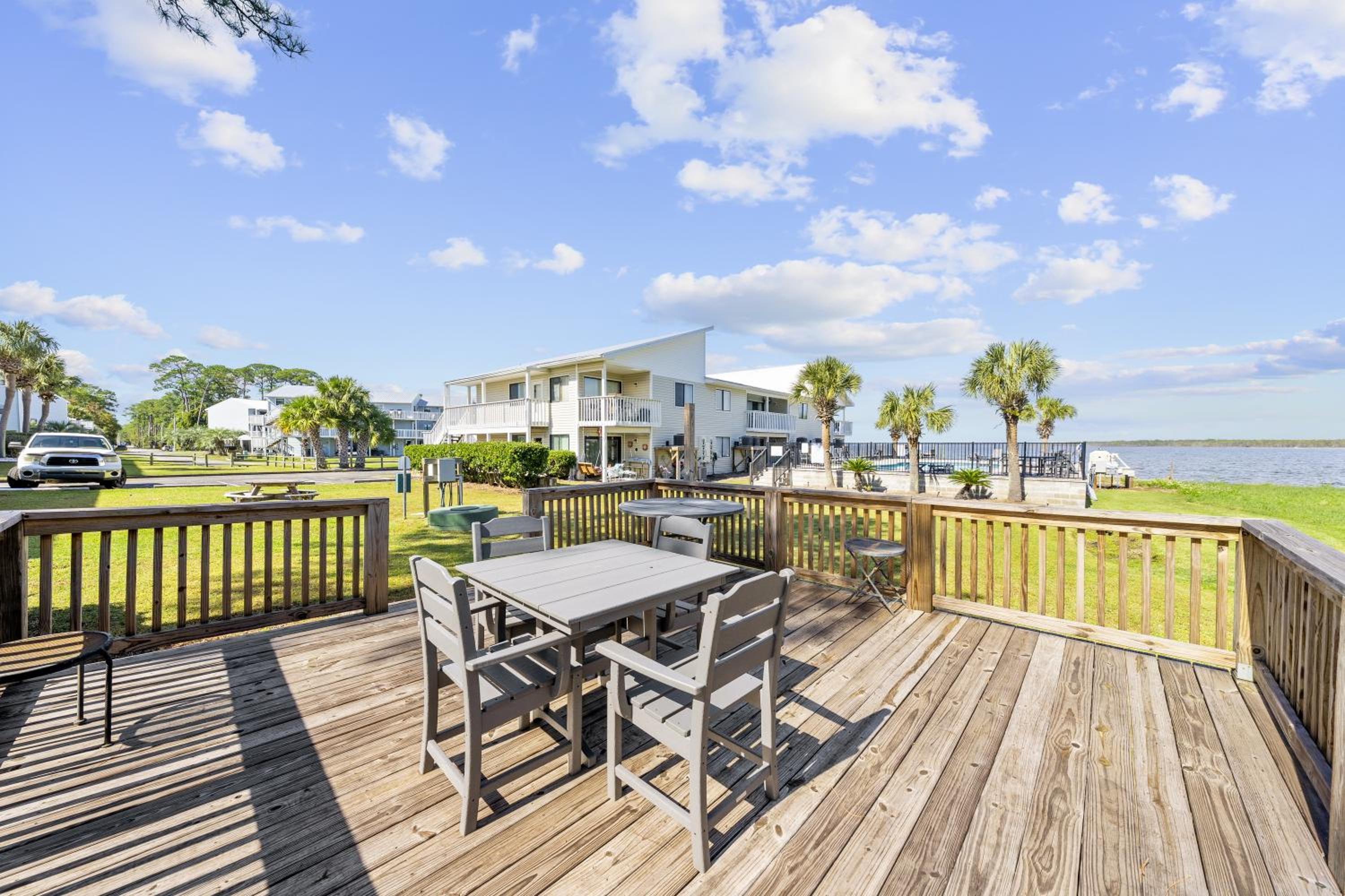 Wolf Bay Villas 209