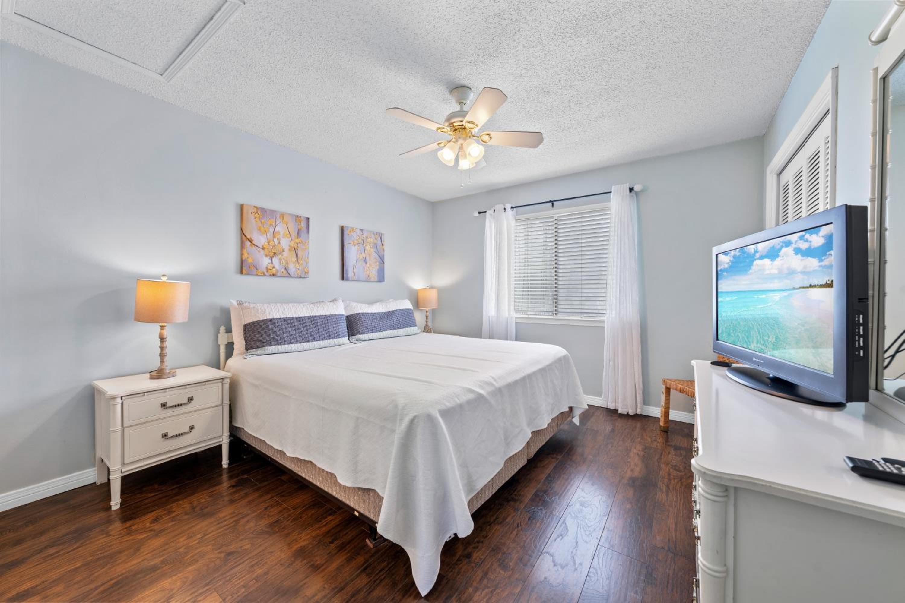 Wolf Bay Villas 208