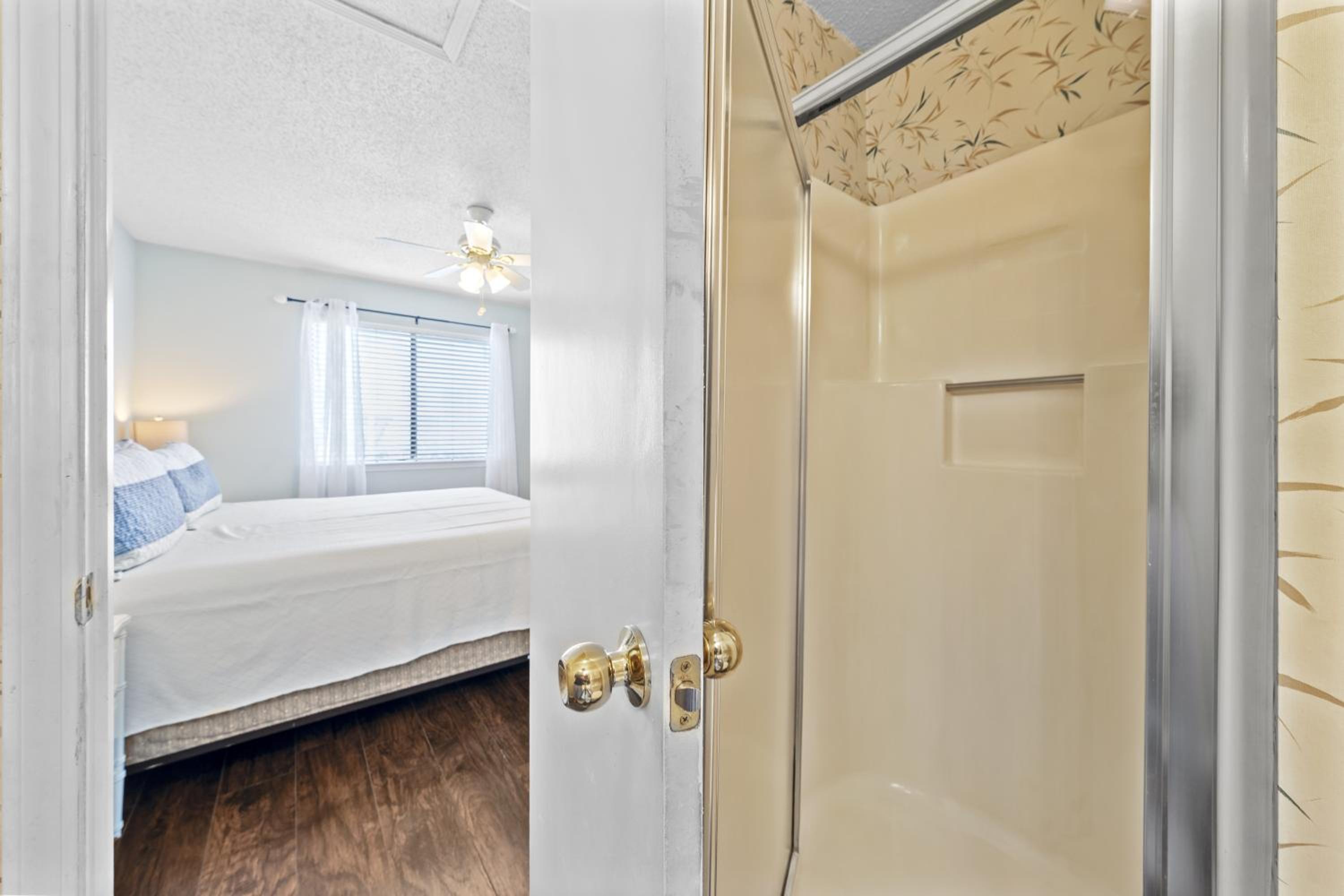 Wolf Bay Villas 208