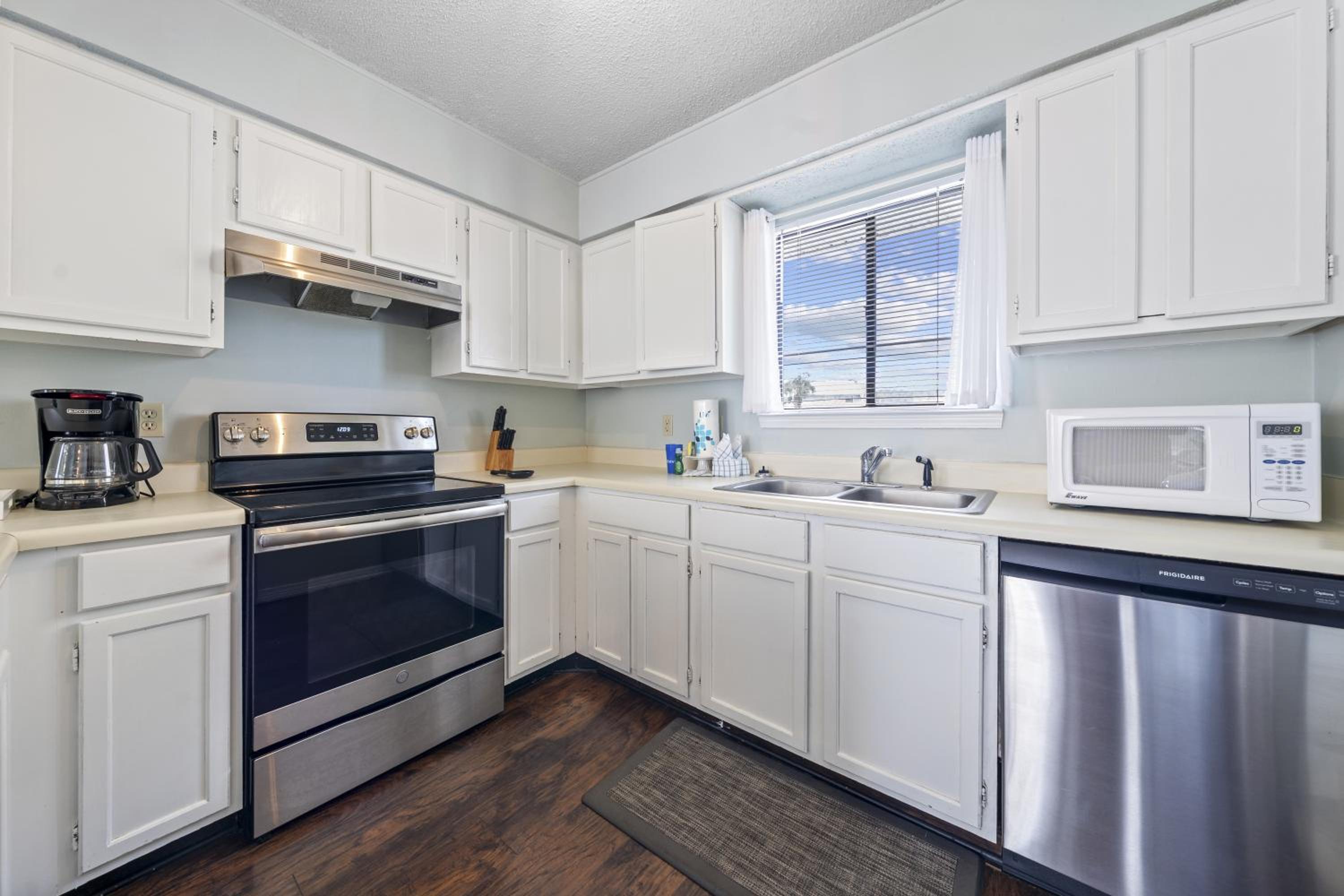 Wolf Bay Villas 208