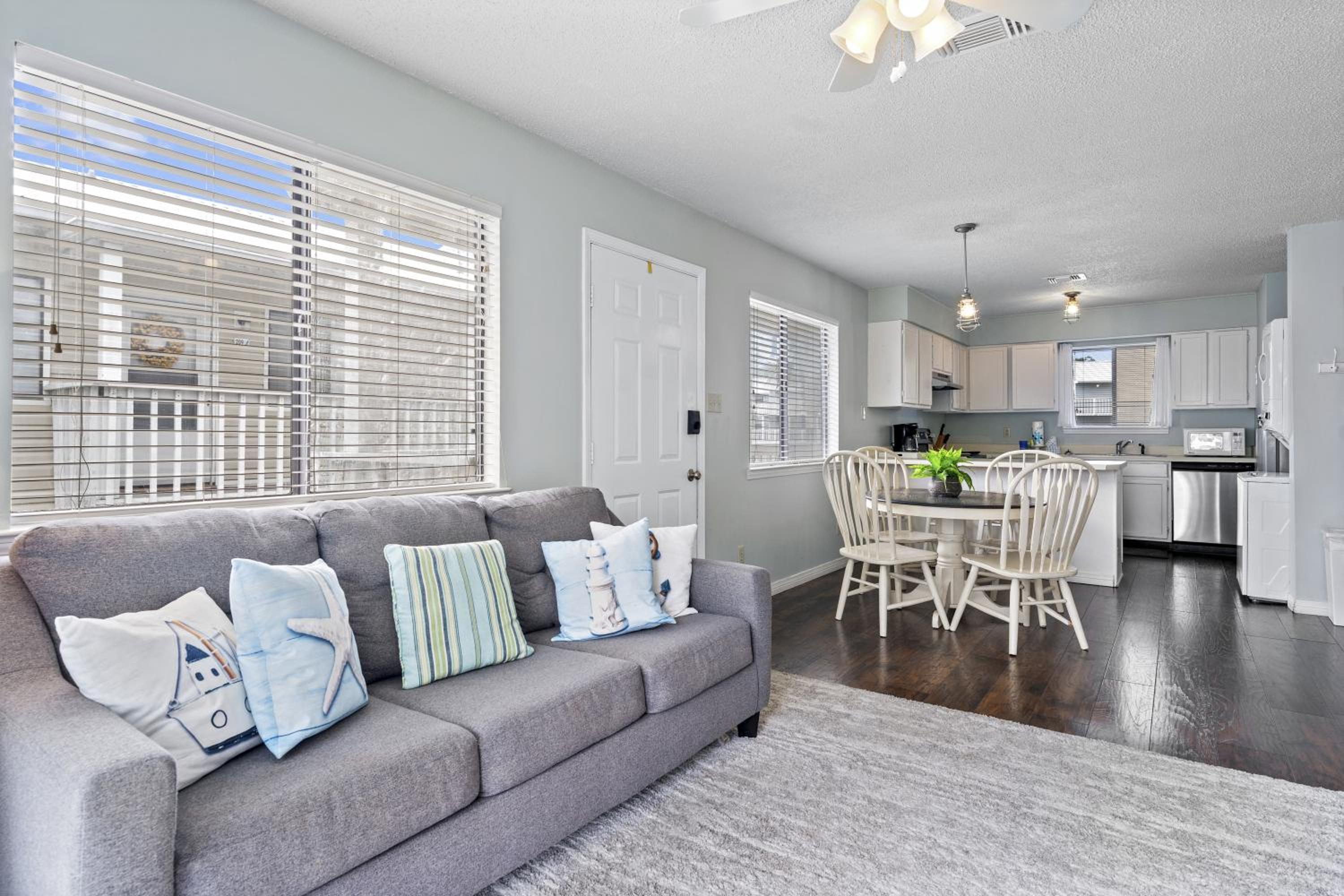 Wolf Bay Villas 208