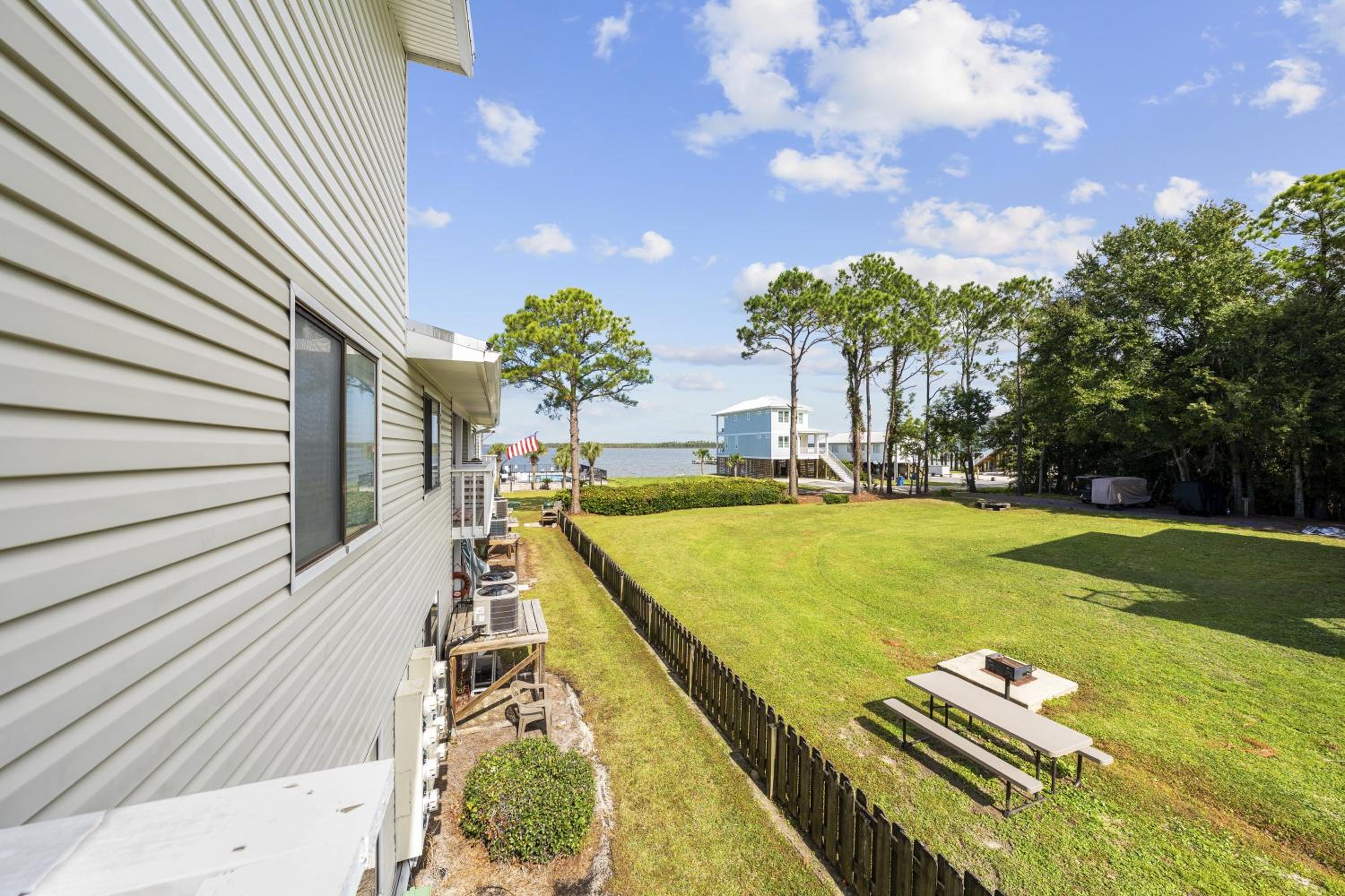 Wolf Bay Villas 208