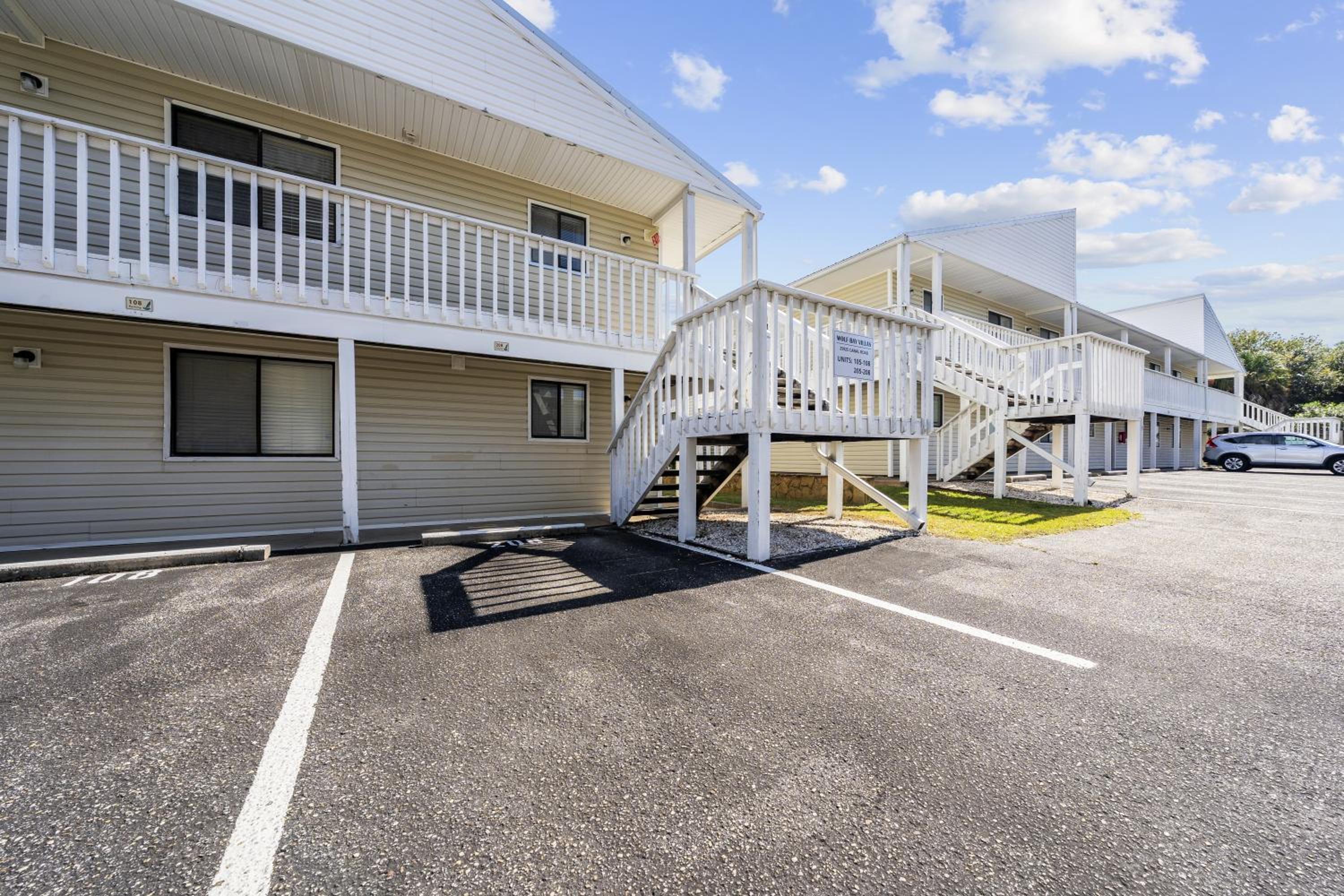 Wolf Bay Villas 208