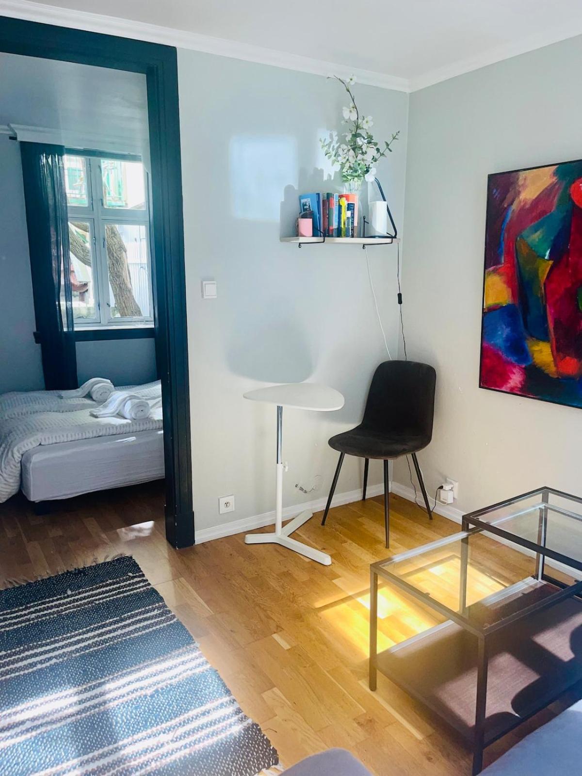 Central studio apartment
