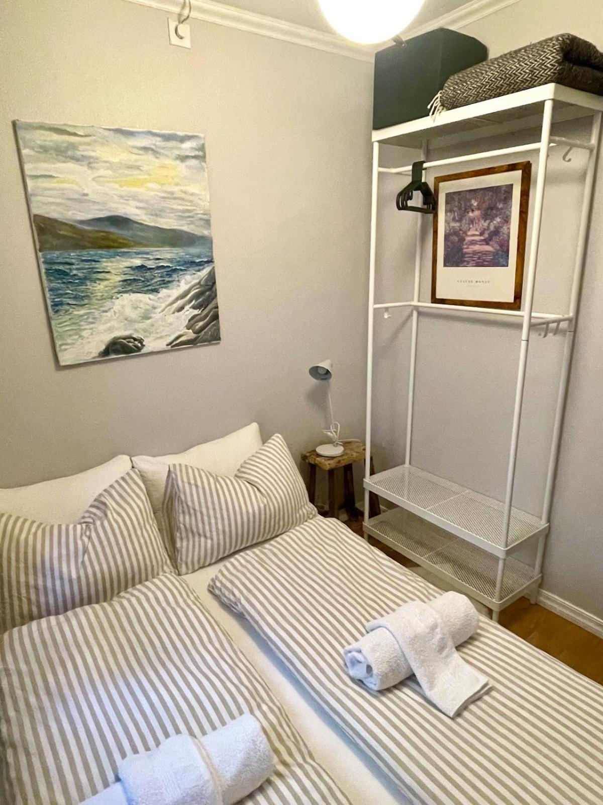 Central studio apartment