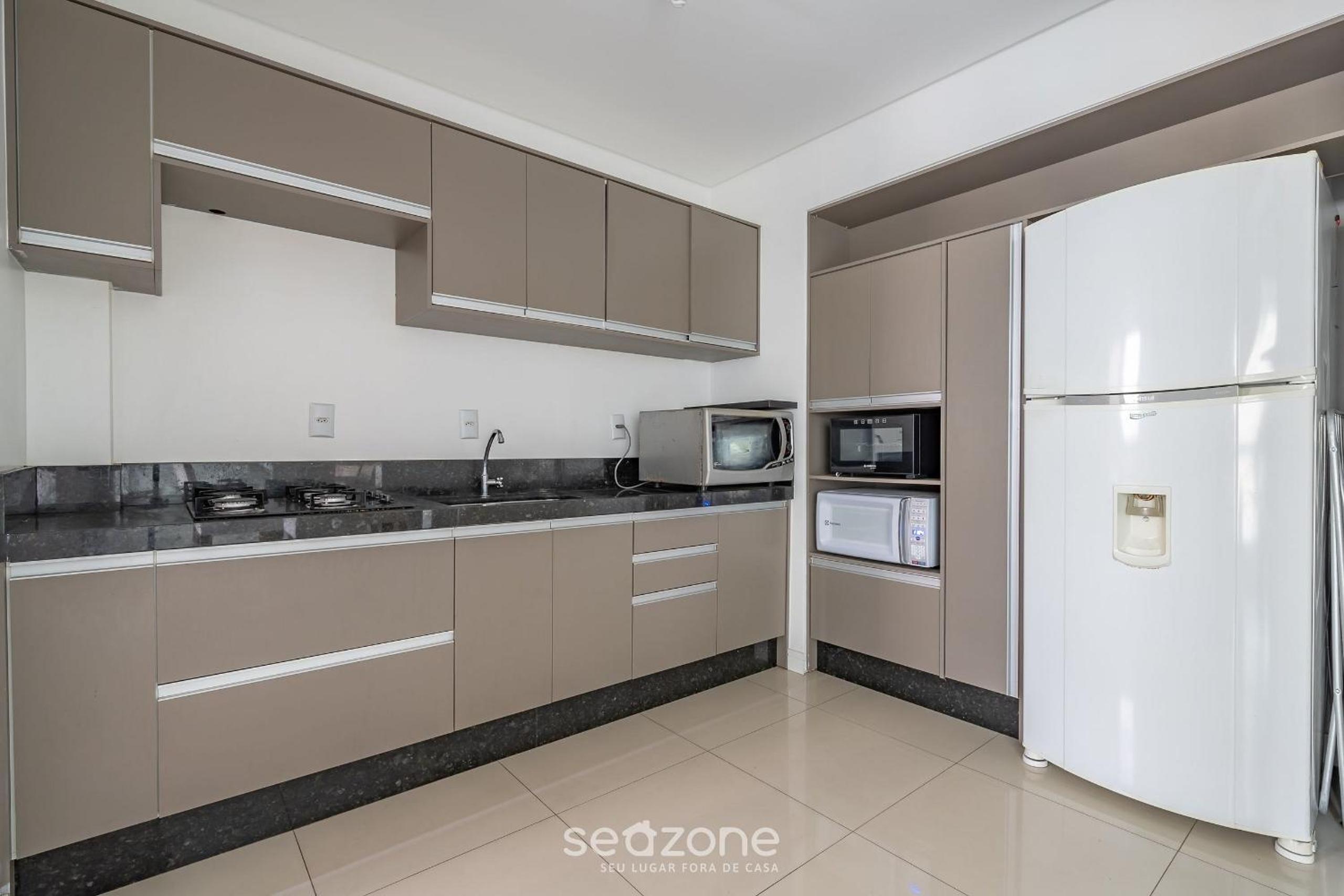 3BR apt w/ BBQ, 500m from beach Itapema – ESM602
