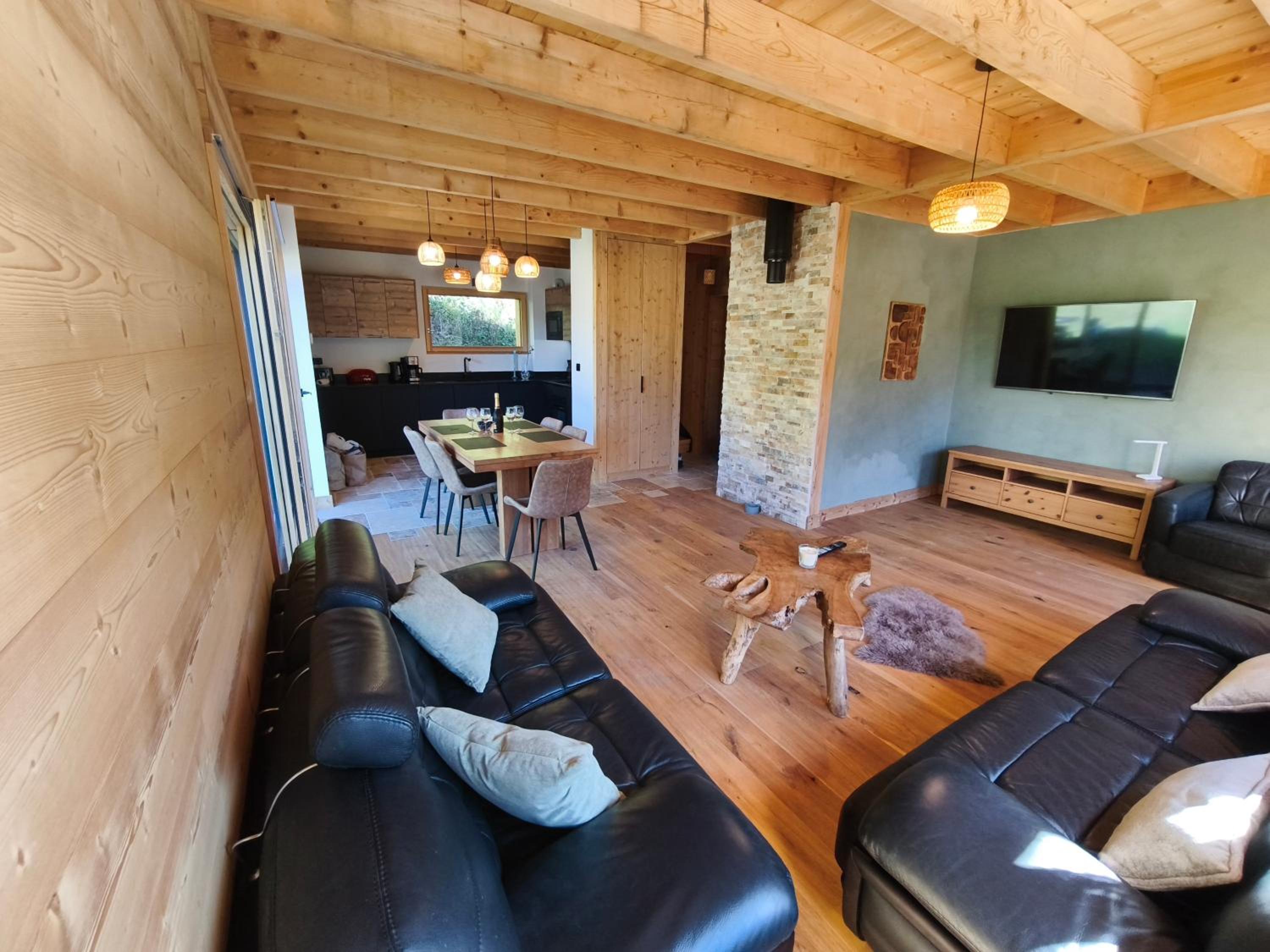 Chalet cosy&neuf, poêle à bois, vue panoramique