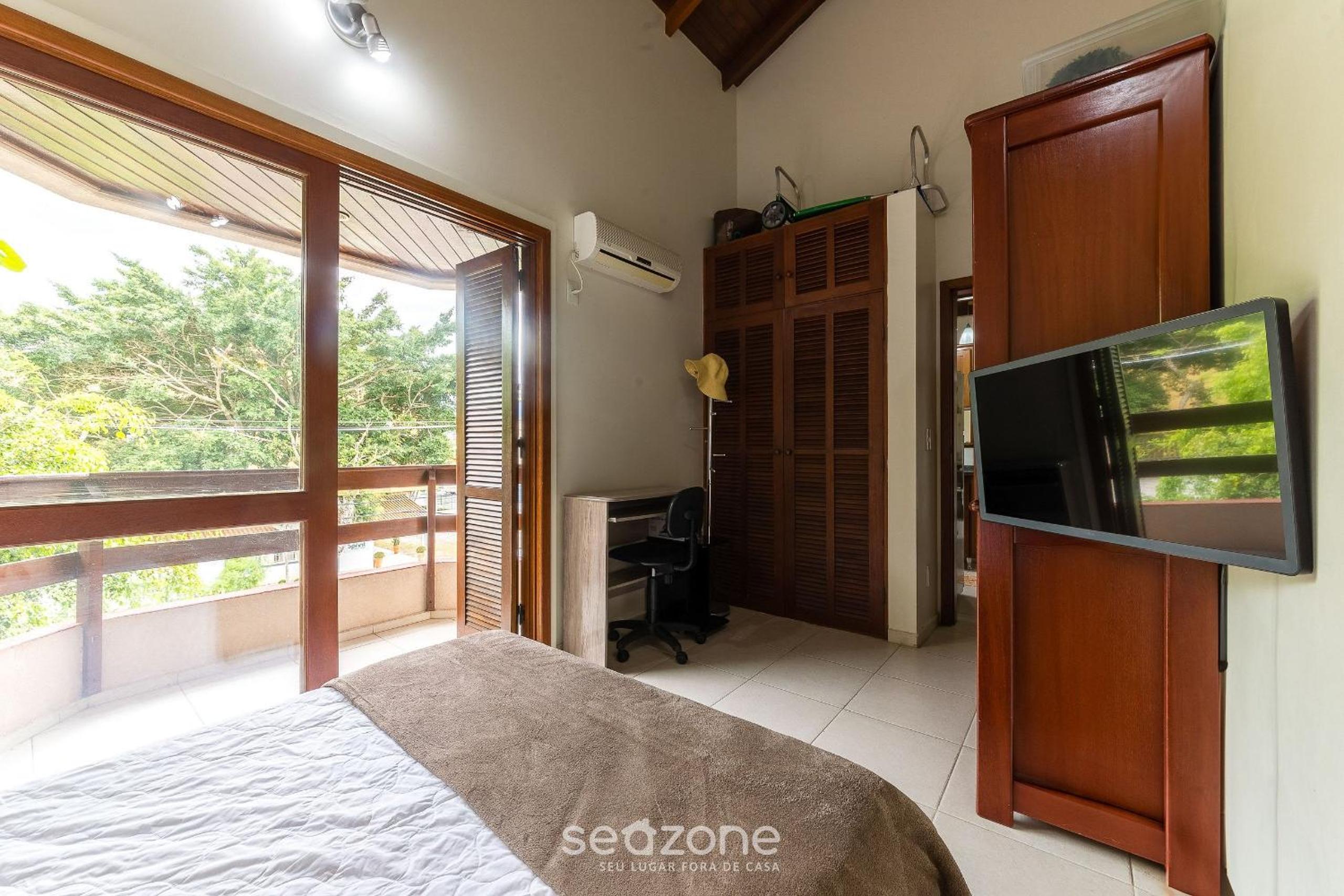 2-Bedr Ap w/BBQ, 400m from the Beach Jurerê JBA202