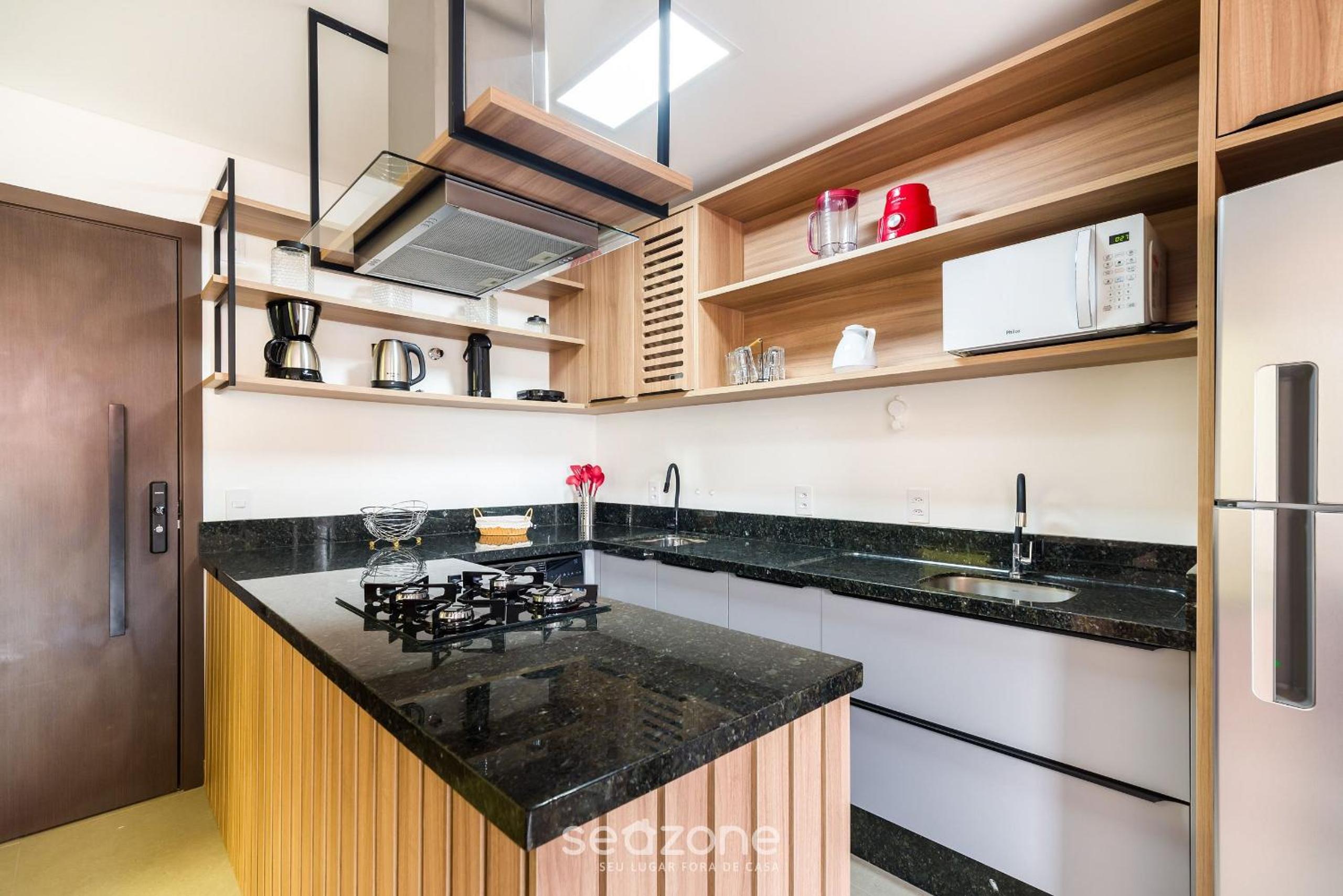 Apartment with Barbecue 280m from ERT0210 Beach