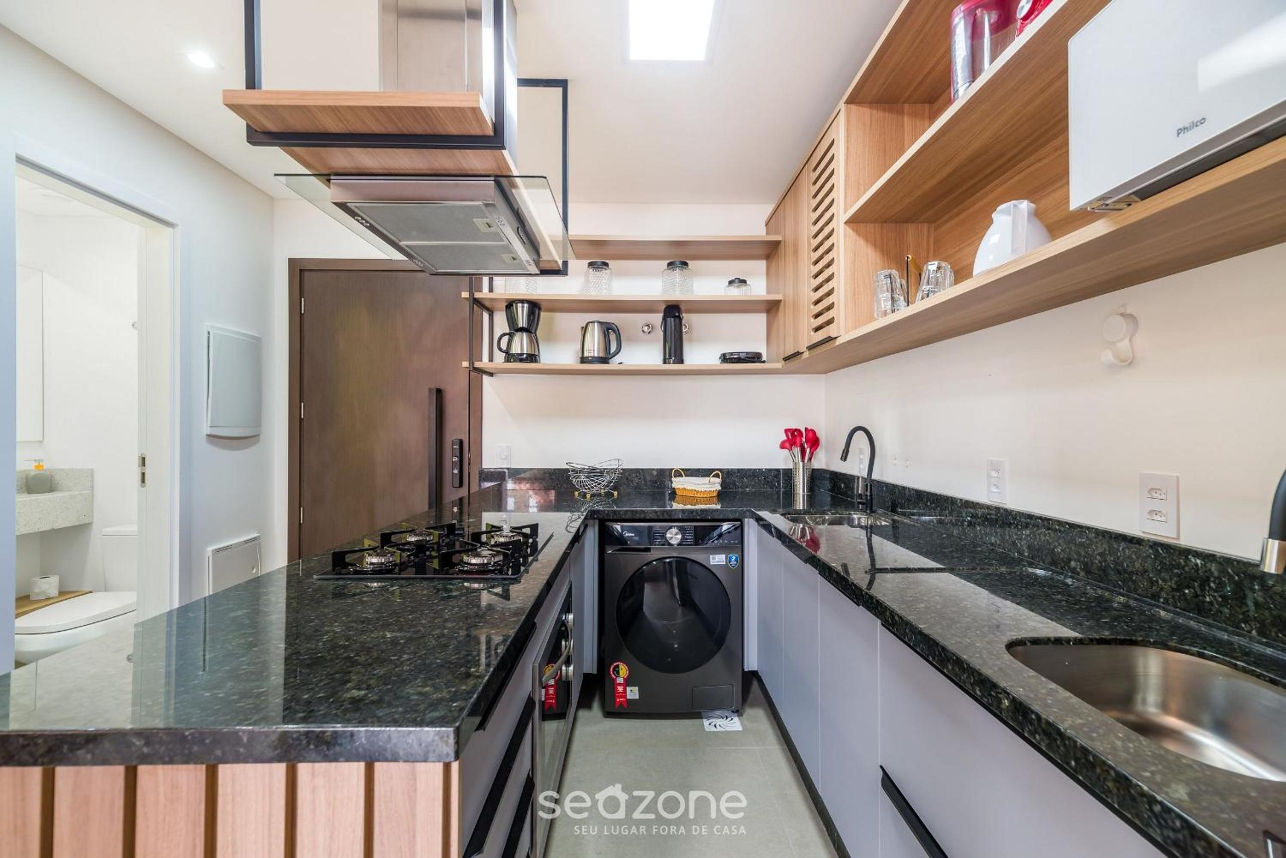 Apartment with Barbecue 280m from ERT0210 Beach