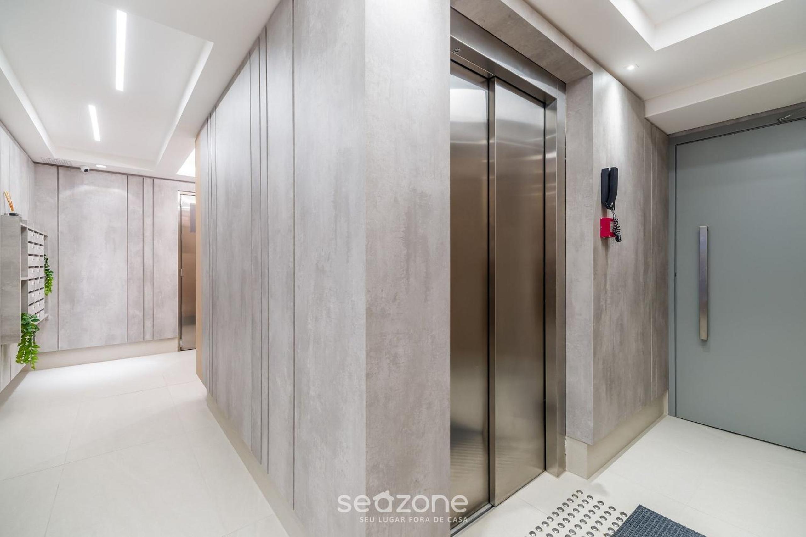 Apartment with Barbecue 280m from ERT0210 Beach