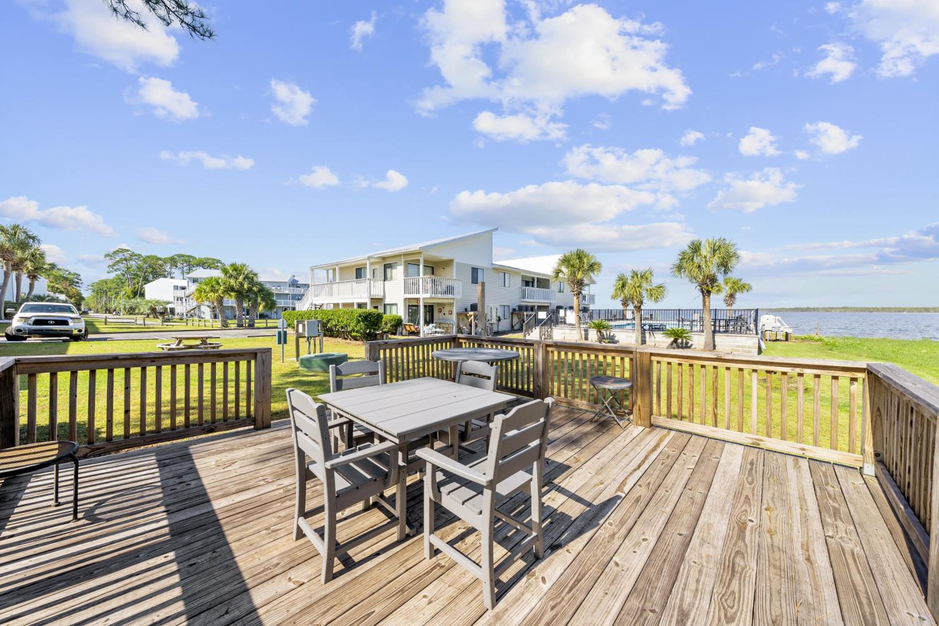 Wolf Bay Villas 208