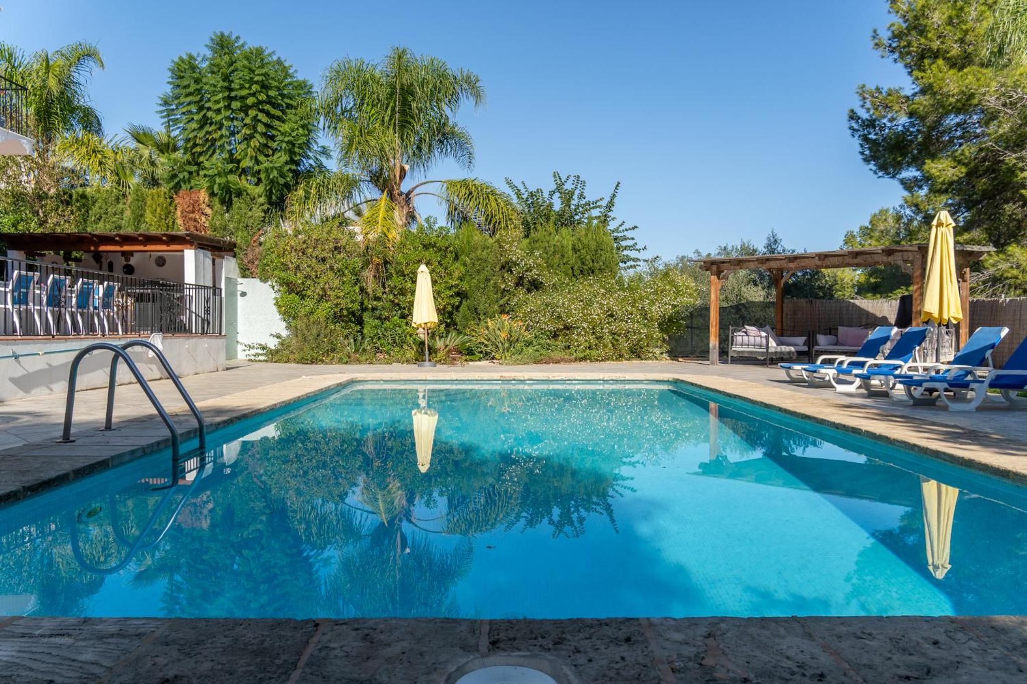 Villa Alegria Villa Apt with Sole Use of Private Pool