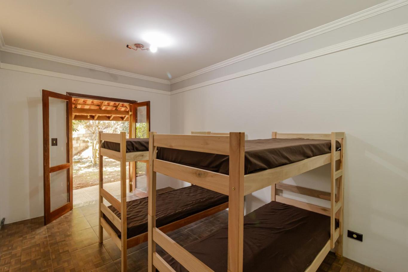 Casa com Piscina, Salao de jogos e Churrasqueira
