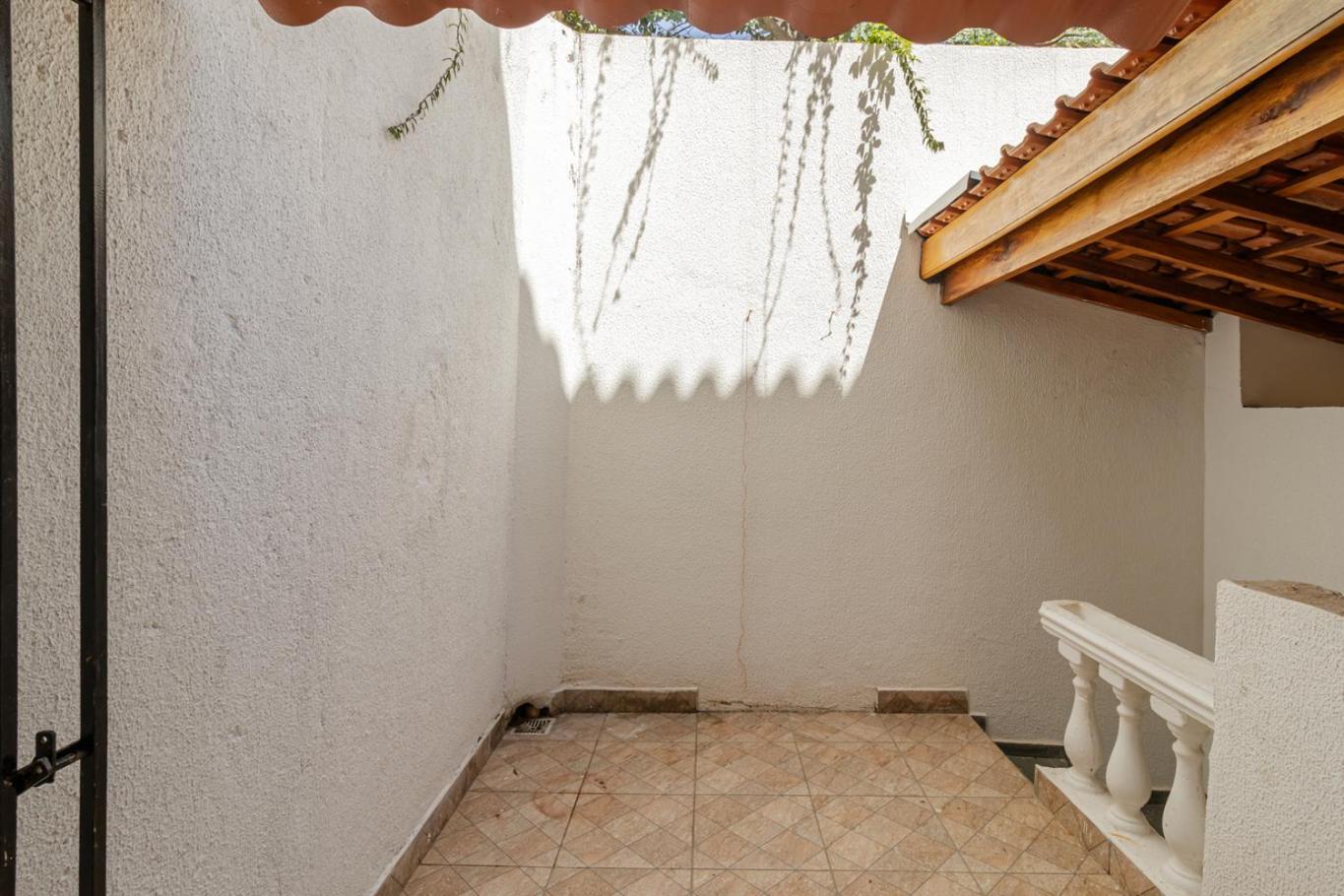 Casa com Piscina, Salao de jogos e Churrasqueira