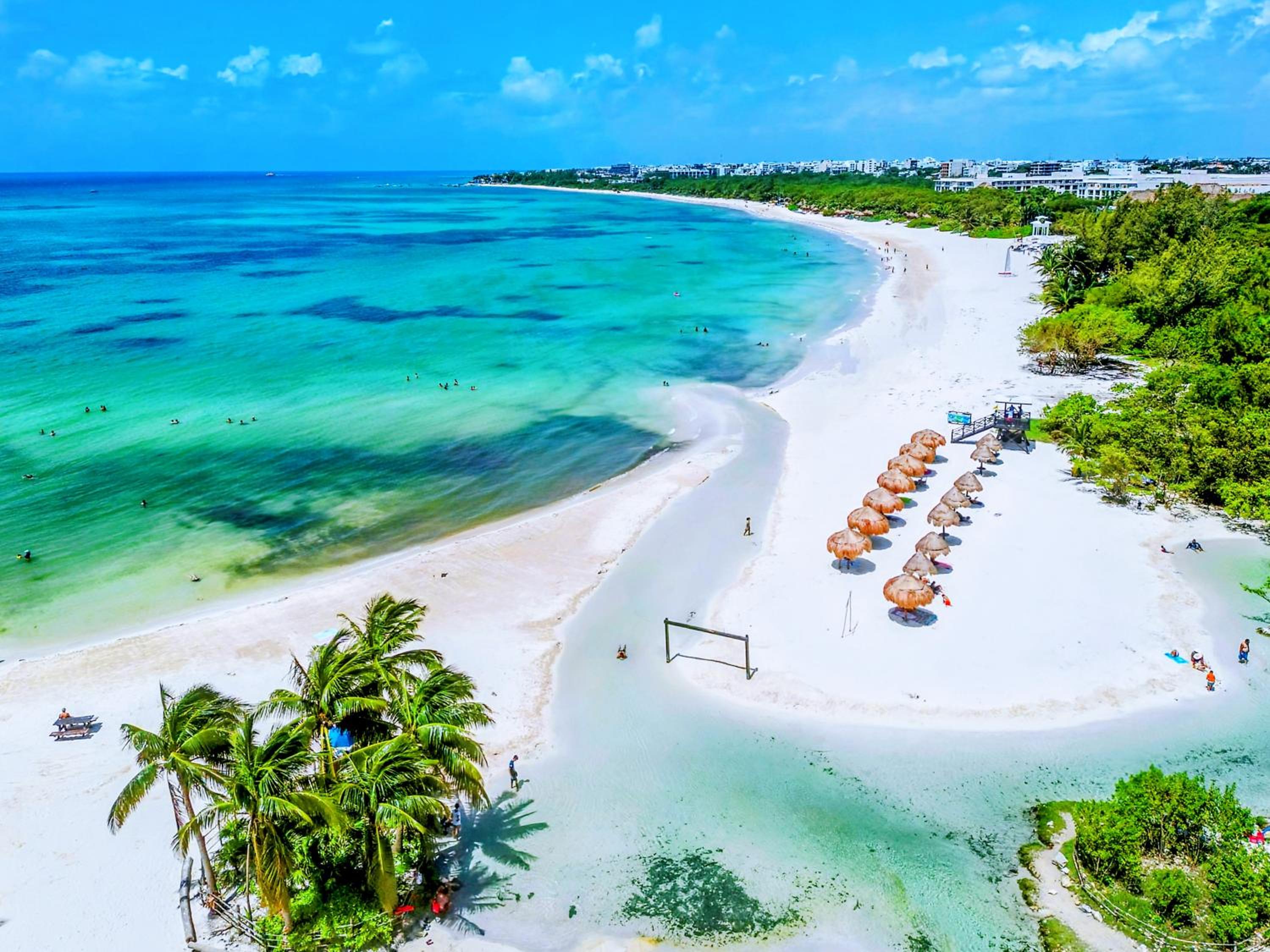 2 Spacious Suites King Beds Sleep 8 500m Kid Friendly Beach Kitchen AC Fast WiFi 3B4B