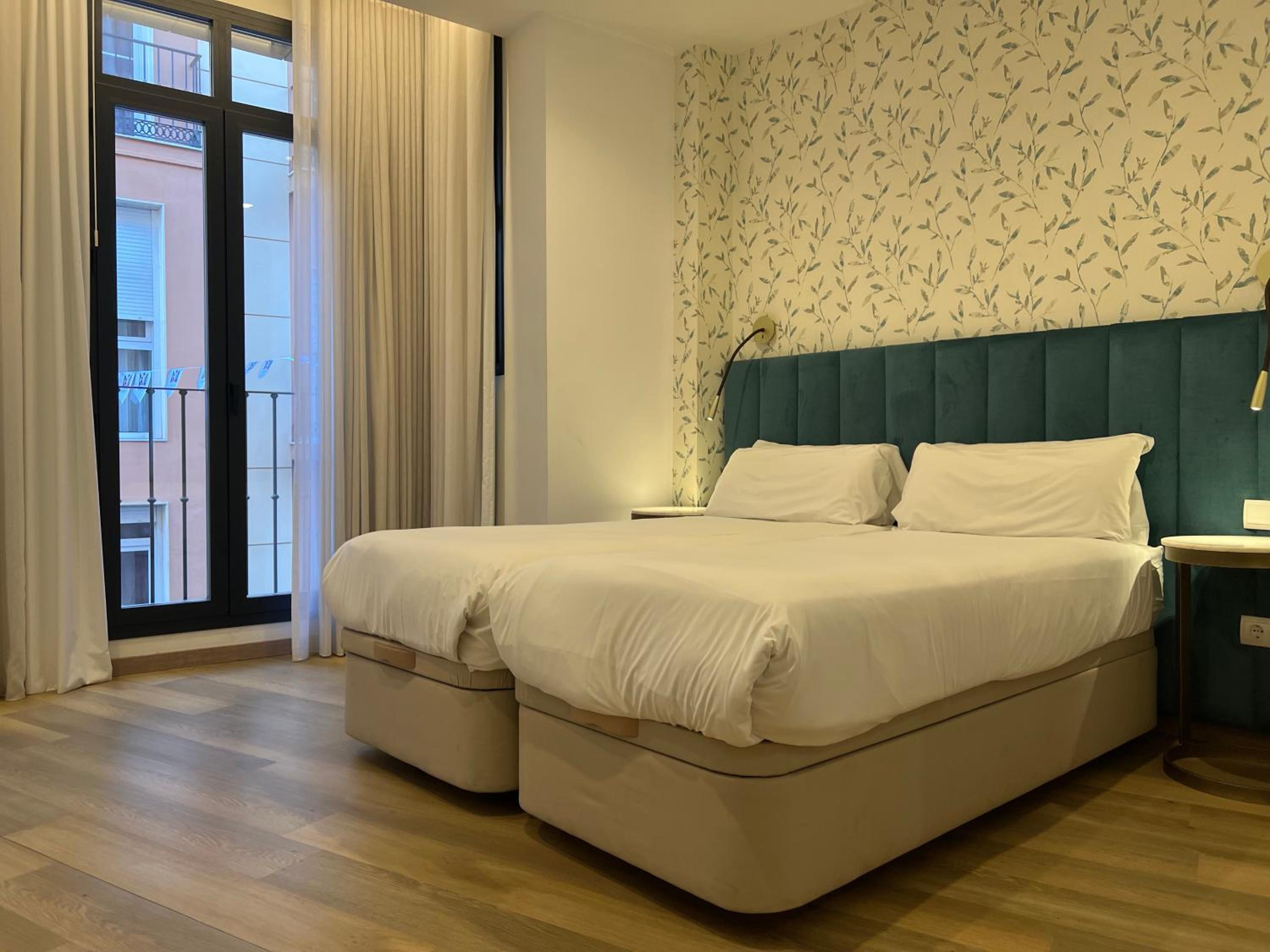 Souviron de Torres by Caleta Homes